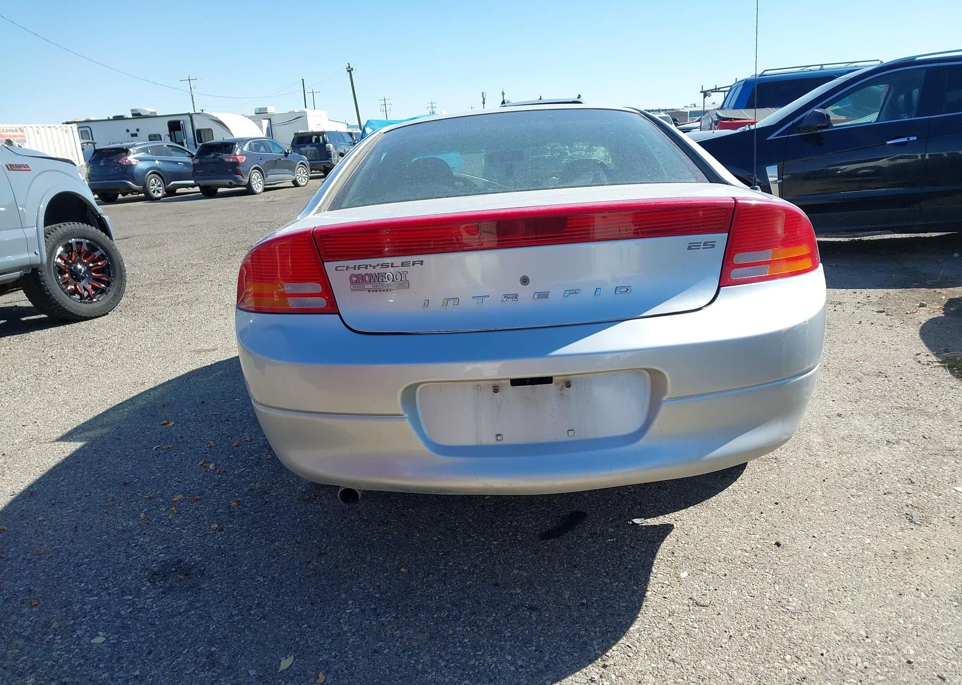 2002 CHRYSLER INTREPID ES