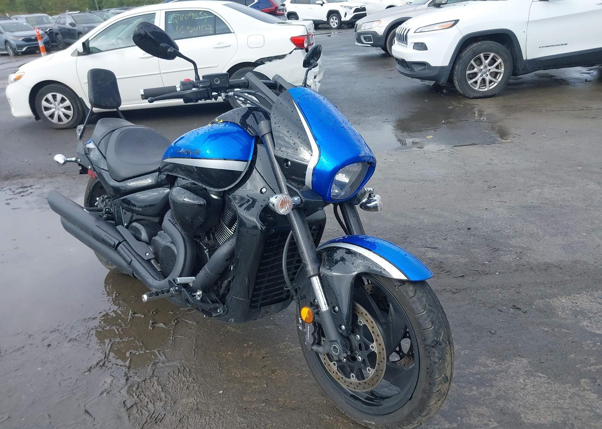 2022 SUZUKI VZR1800