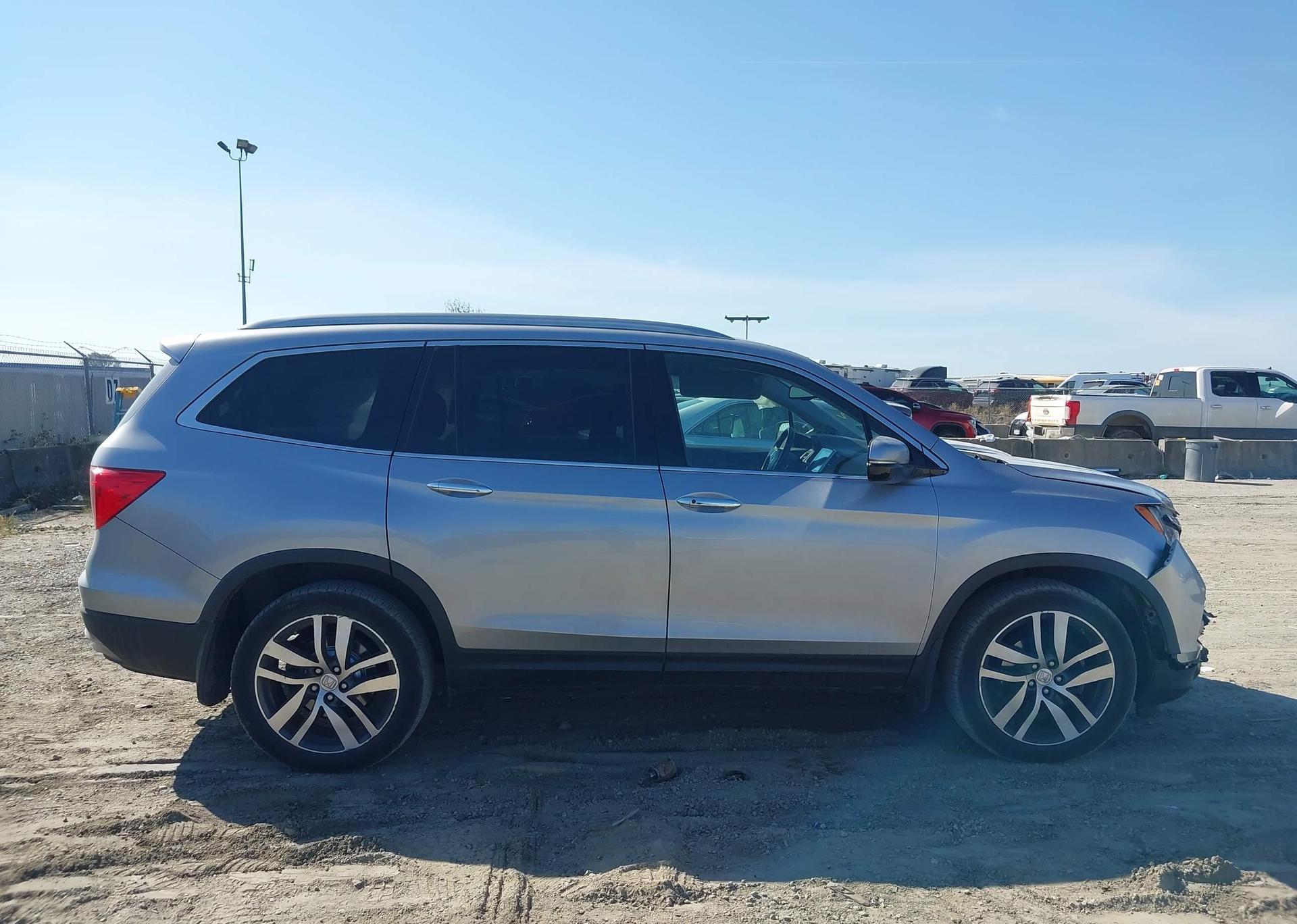 2018 HONDA PILOT TOURING