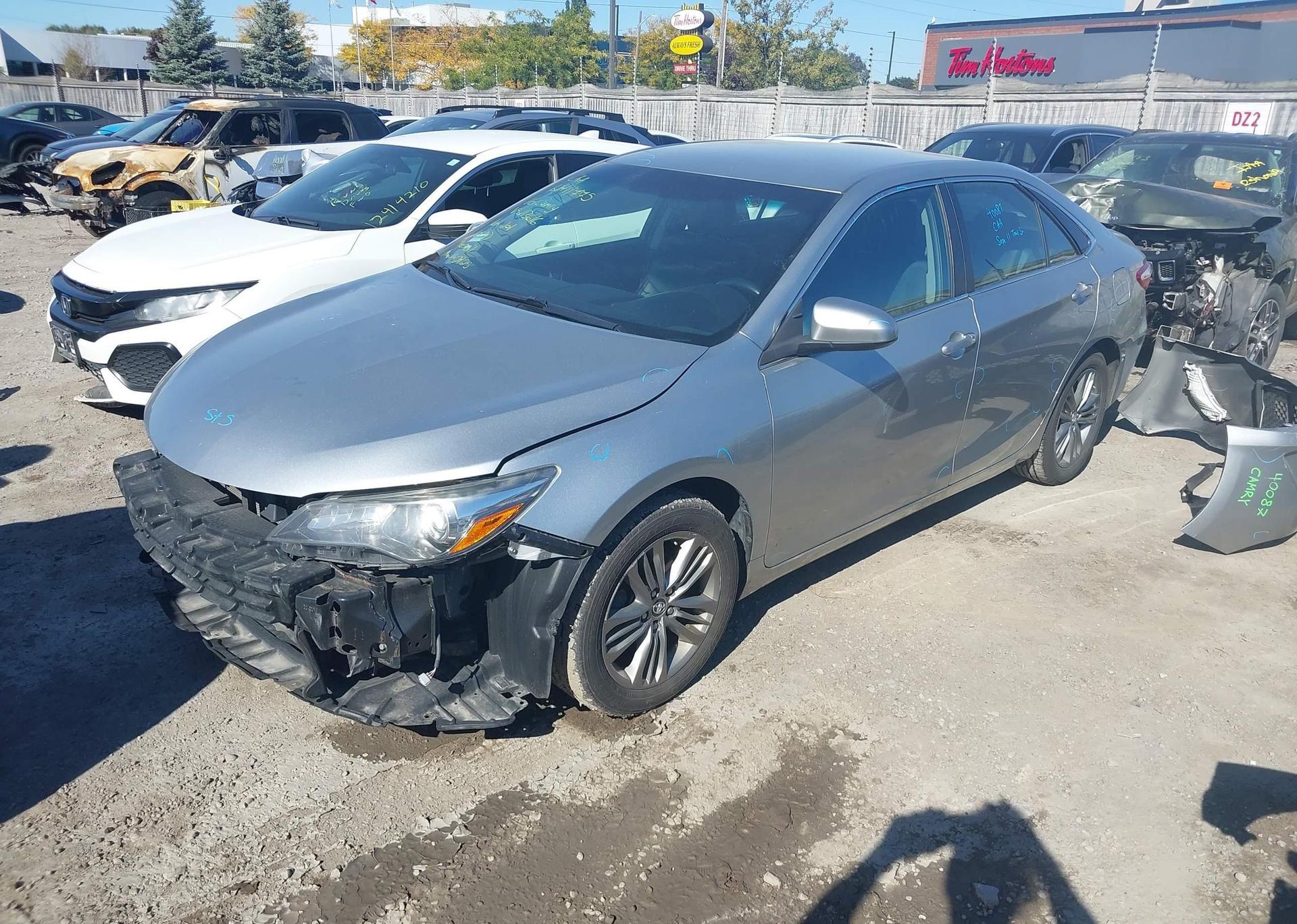 2016 TOYOTA CAMRY LE