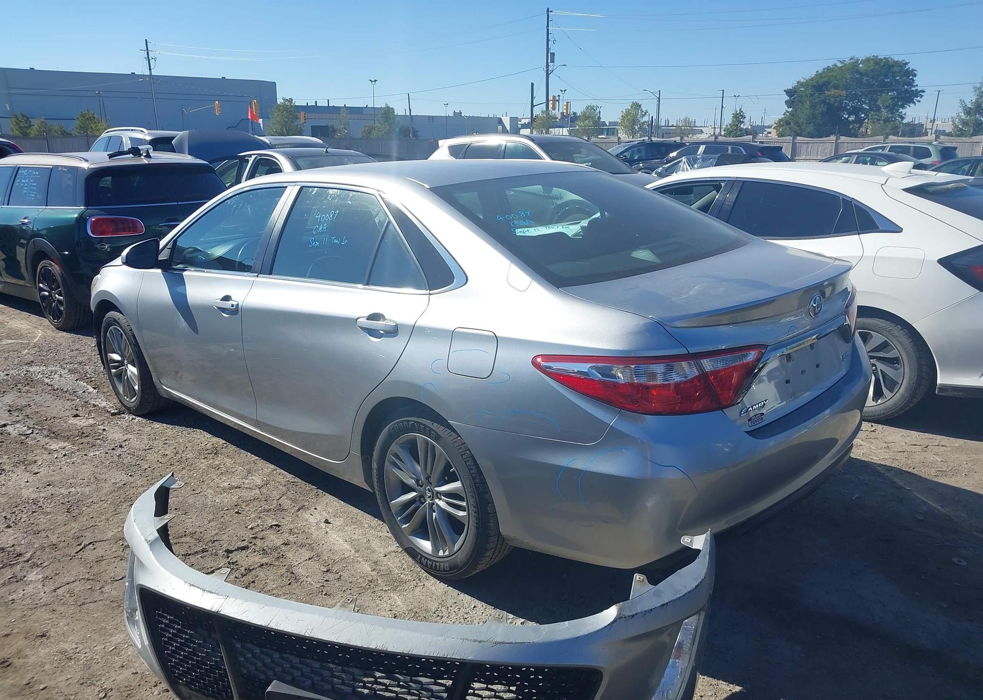 2016 TOYOTA CAMRY LE