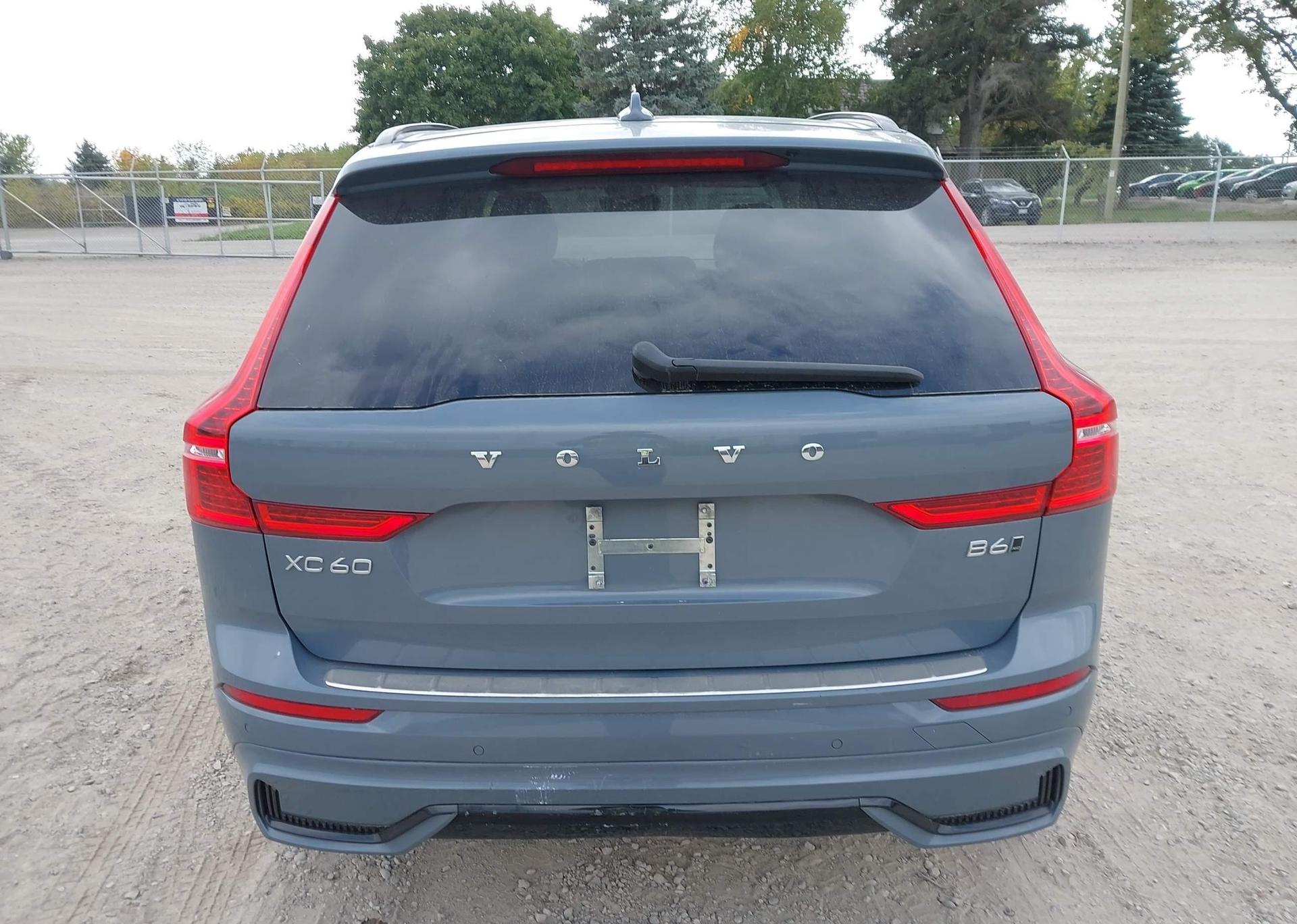 2023 VOLVO XC60 ULTIMATE