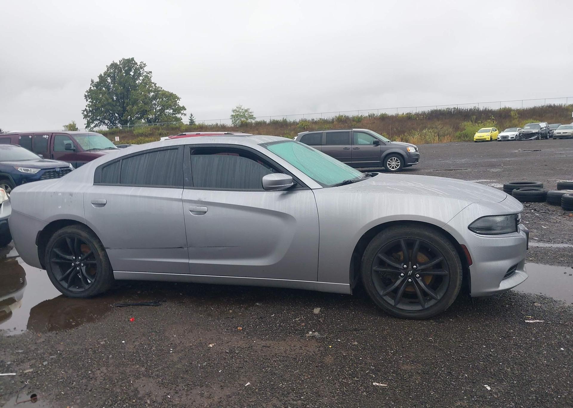 2015 DODGE CHARGER SXT