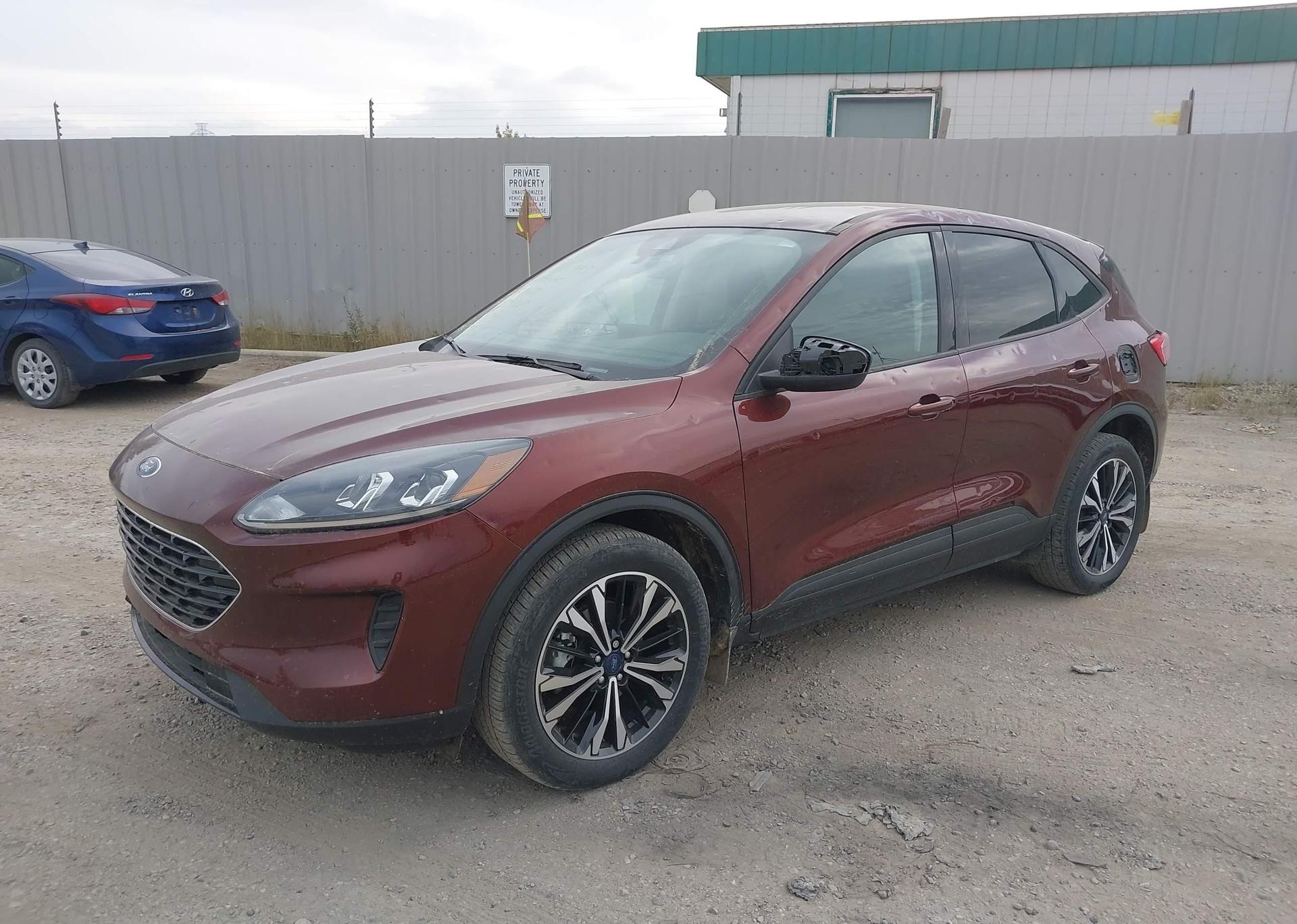 2021 FORD ESCAPE SE