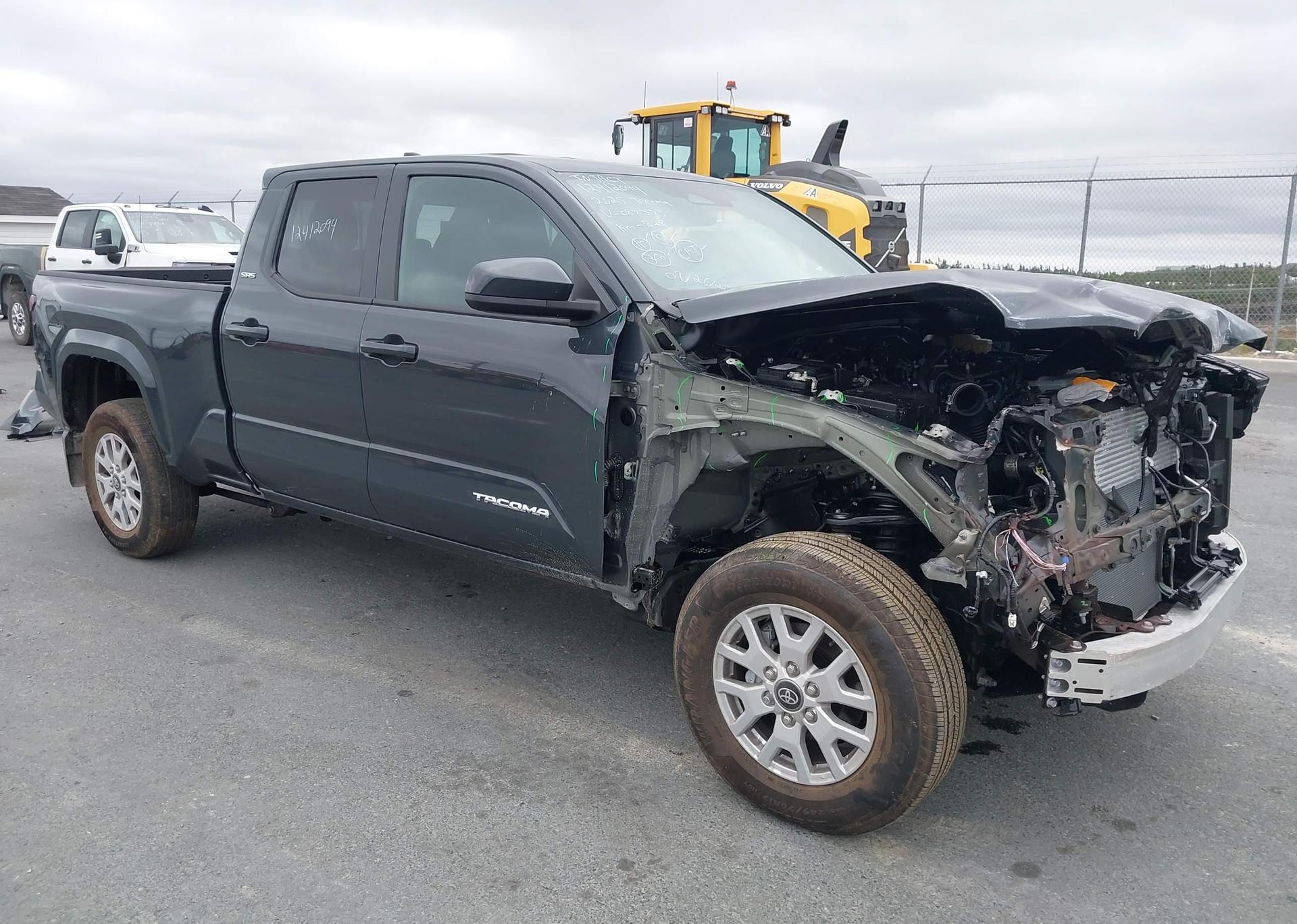 2025 TOYOTA TACOMA