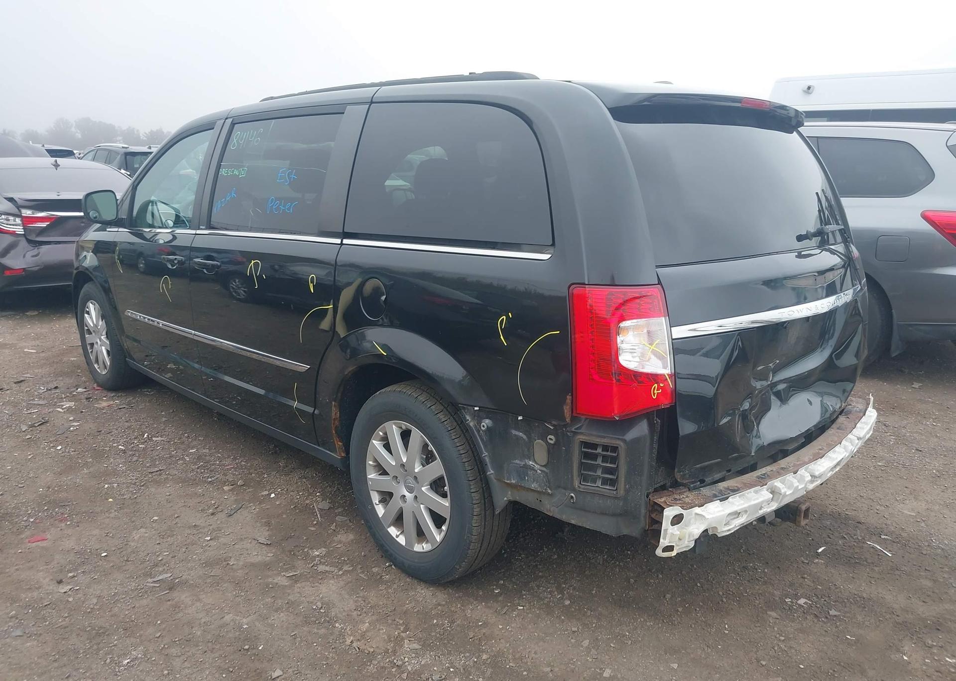 2013 CHRYSLER TOWN & COUNTRY