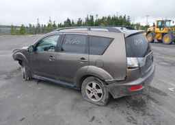 2012 MITSUBISHI OUTLANDER SE
