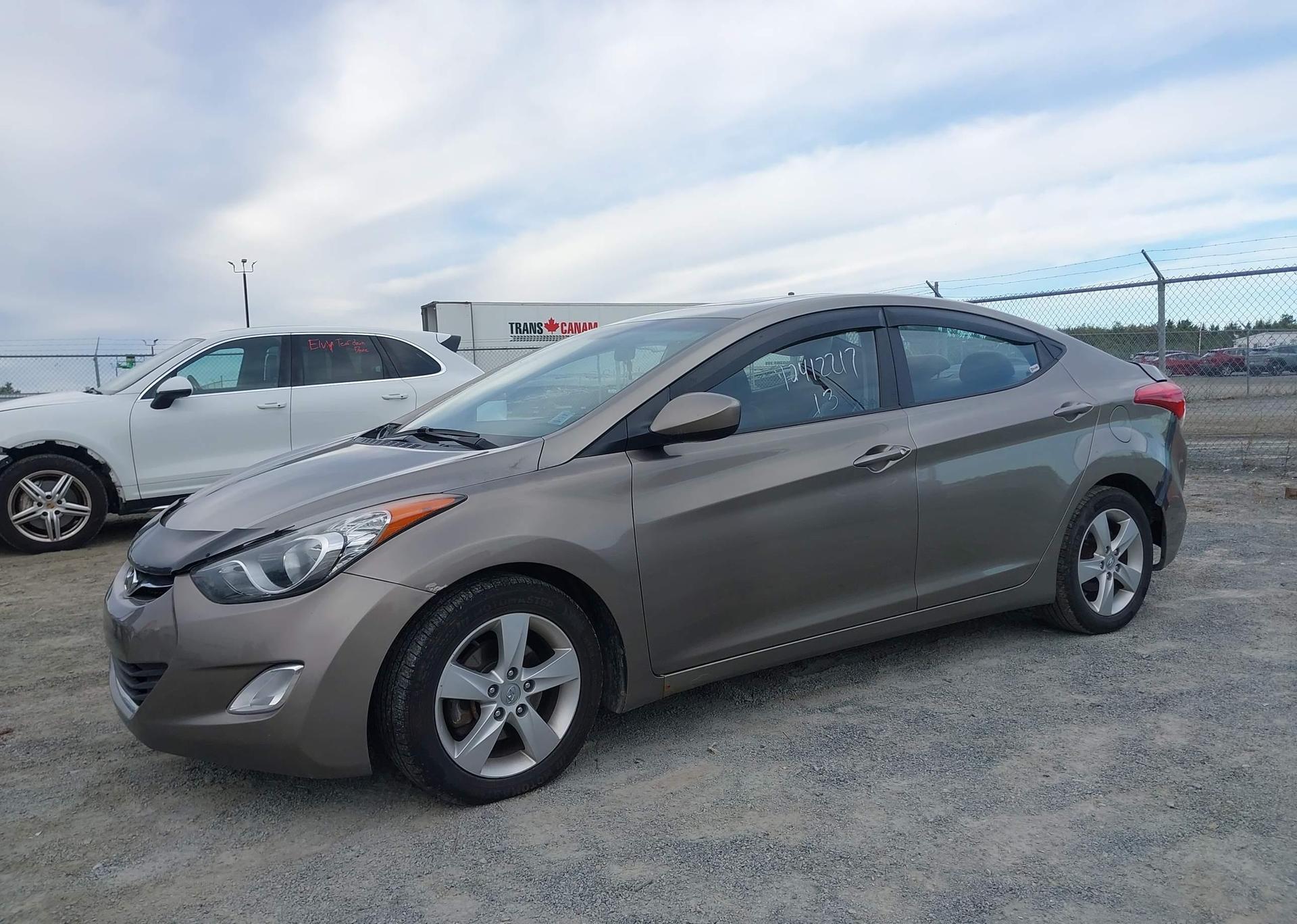 2013 HYUNDAI ELANTRA GLS