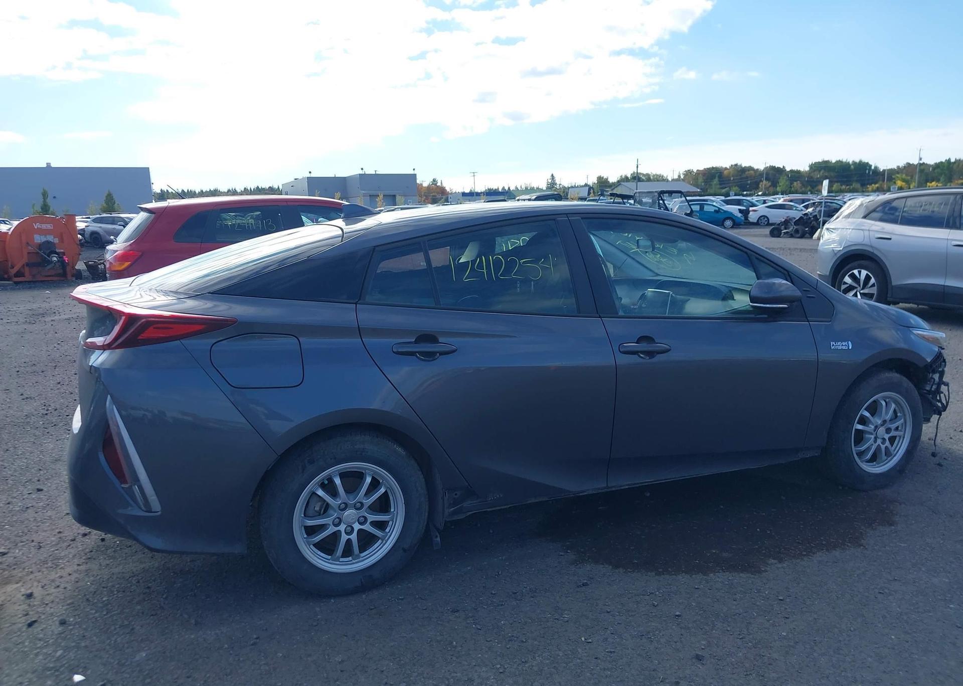 2021 TOYOTA PRIUS PRIME UPGRADE