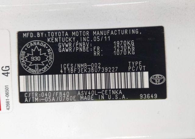 2011 TOYOTA CAMRY SE