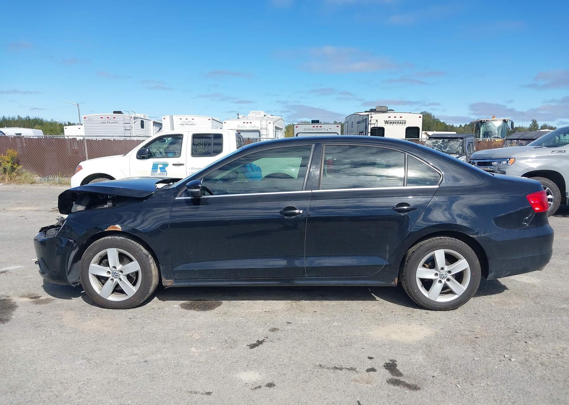 2013 VOLKSWAGEN JETTA