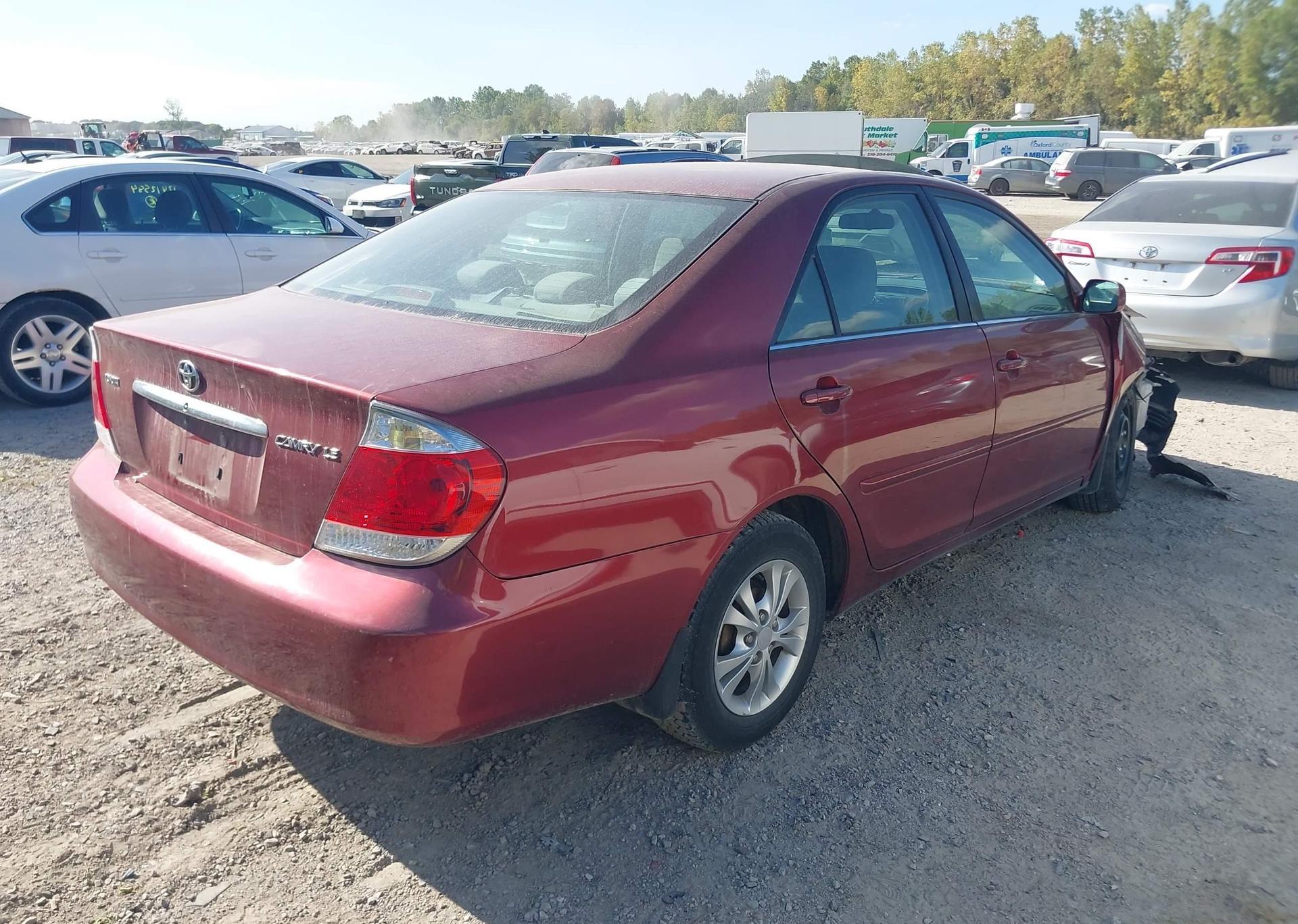 2005 TOYOTA CAMRY LE