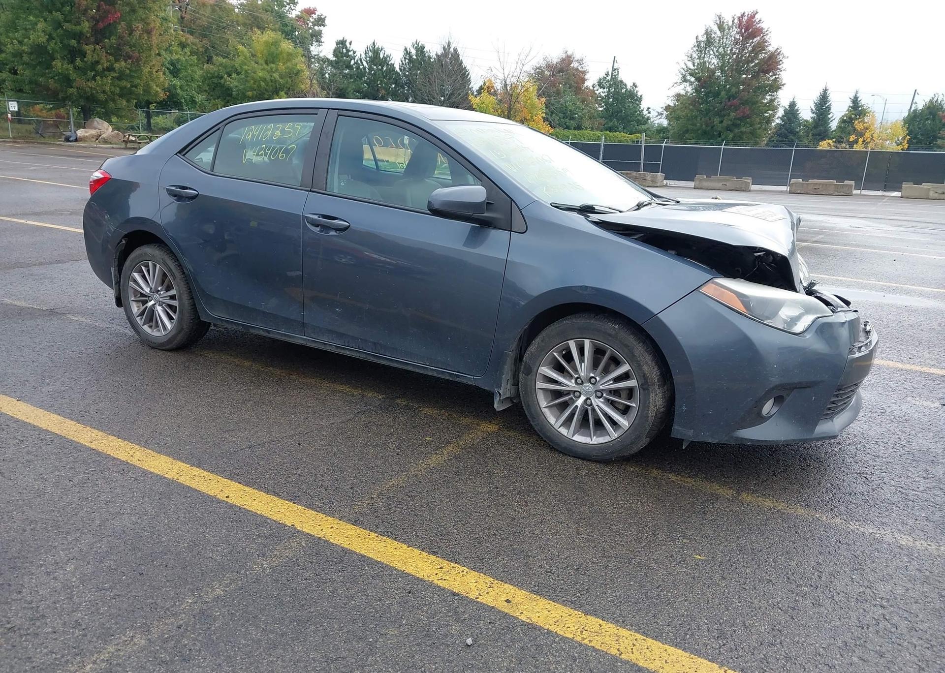 2015 TOYOTA COROLLA LE