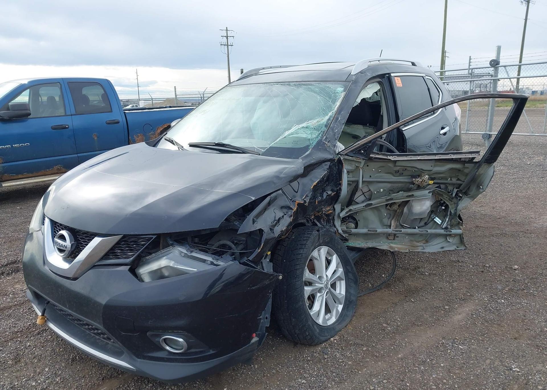 2014 NISSAN ROGUE S