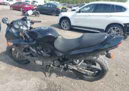 2003 SUZUKI GSX600 F