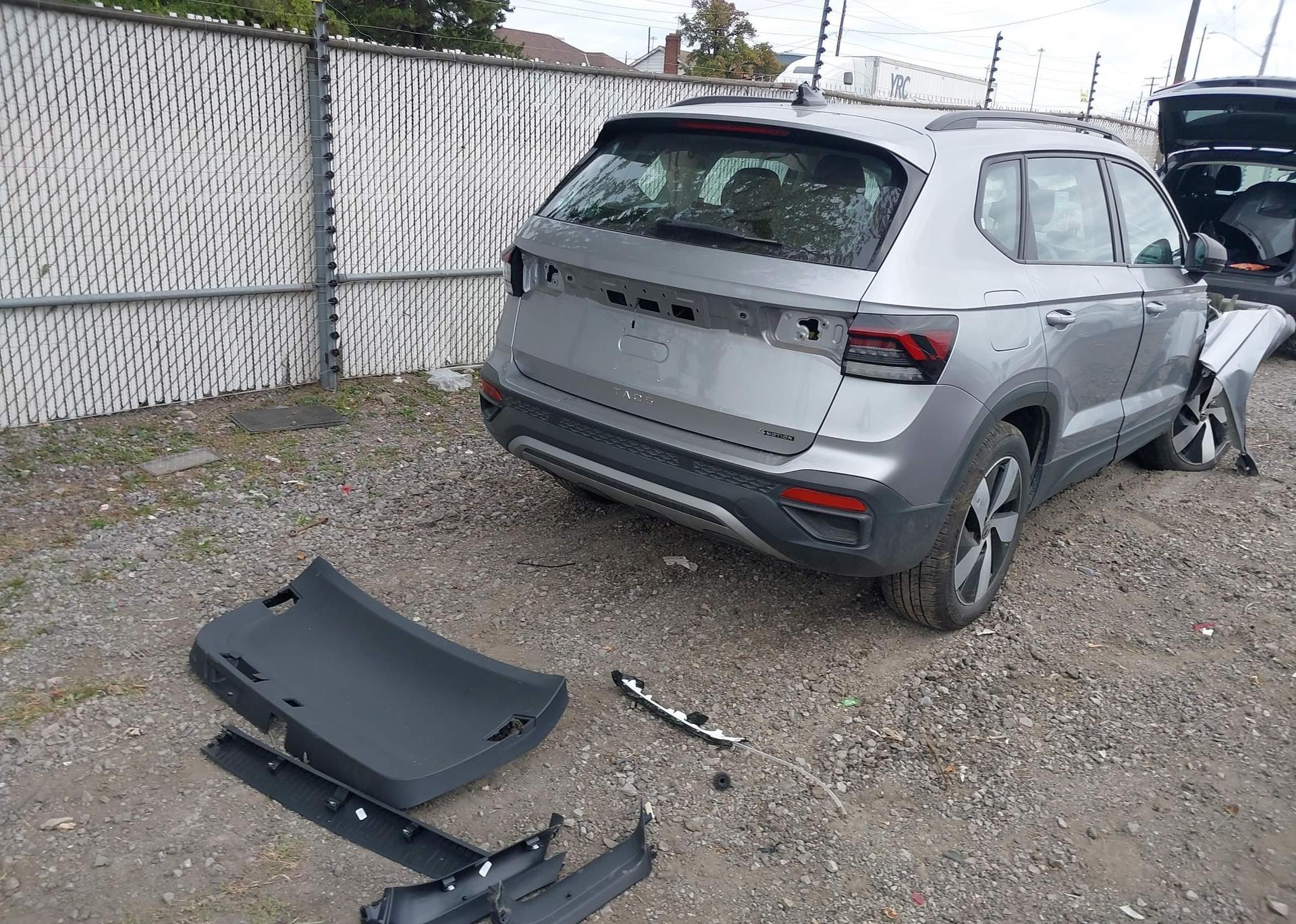 2025 VOLKSWAGEN TAOS S