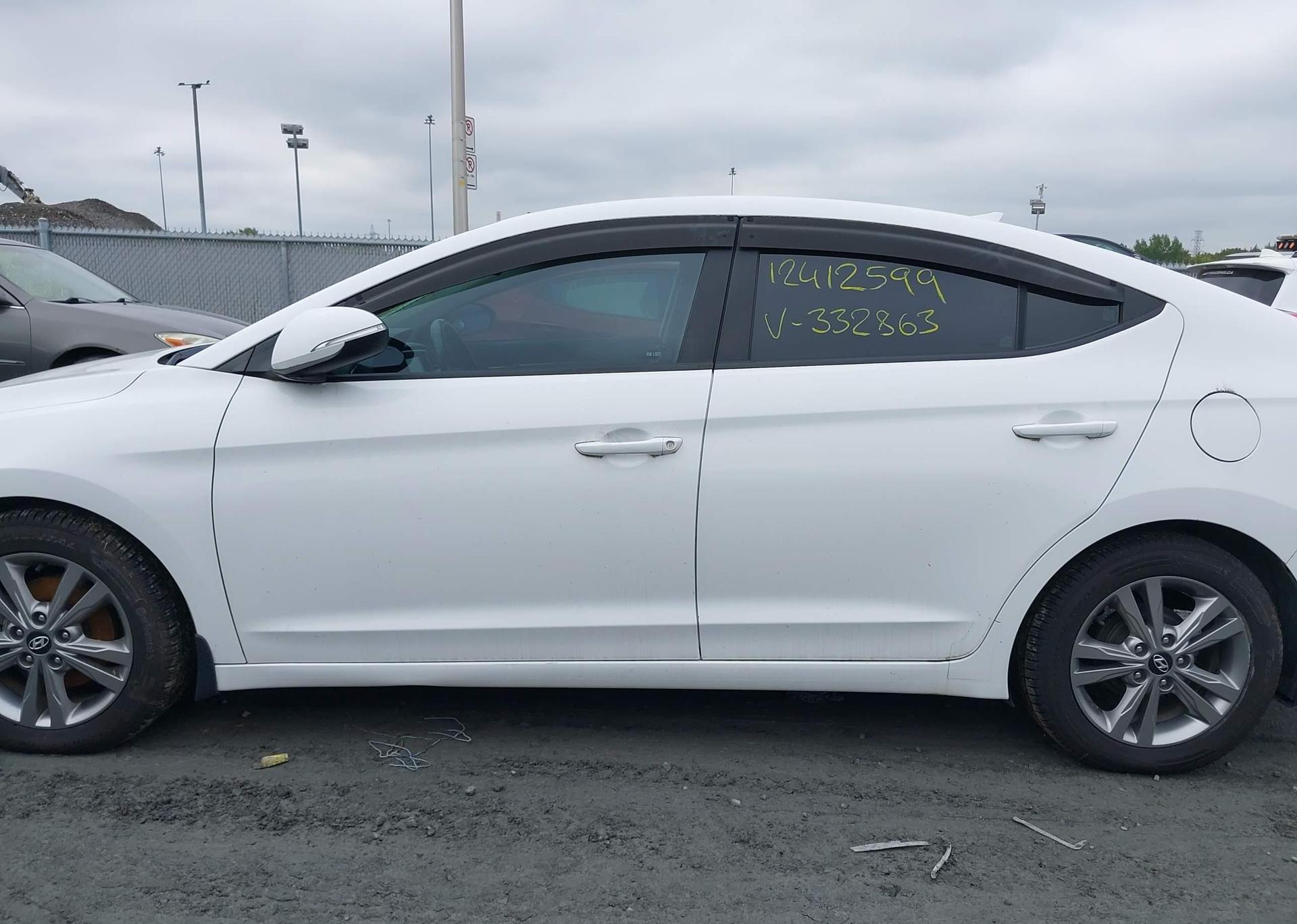 2017 HYUNDAI ELANTRA GL