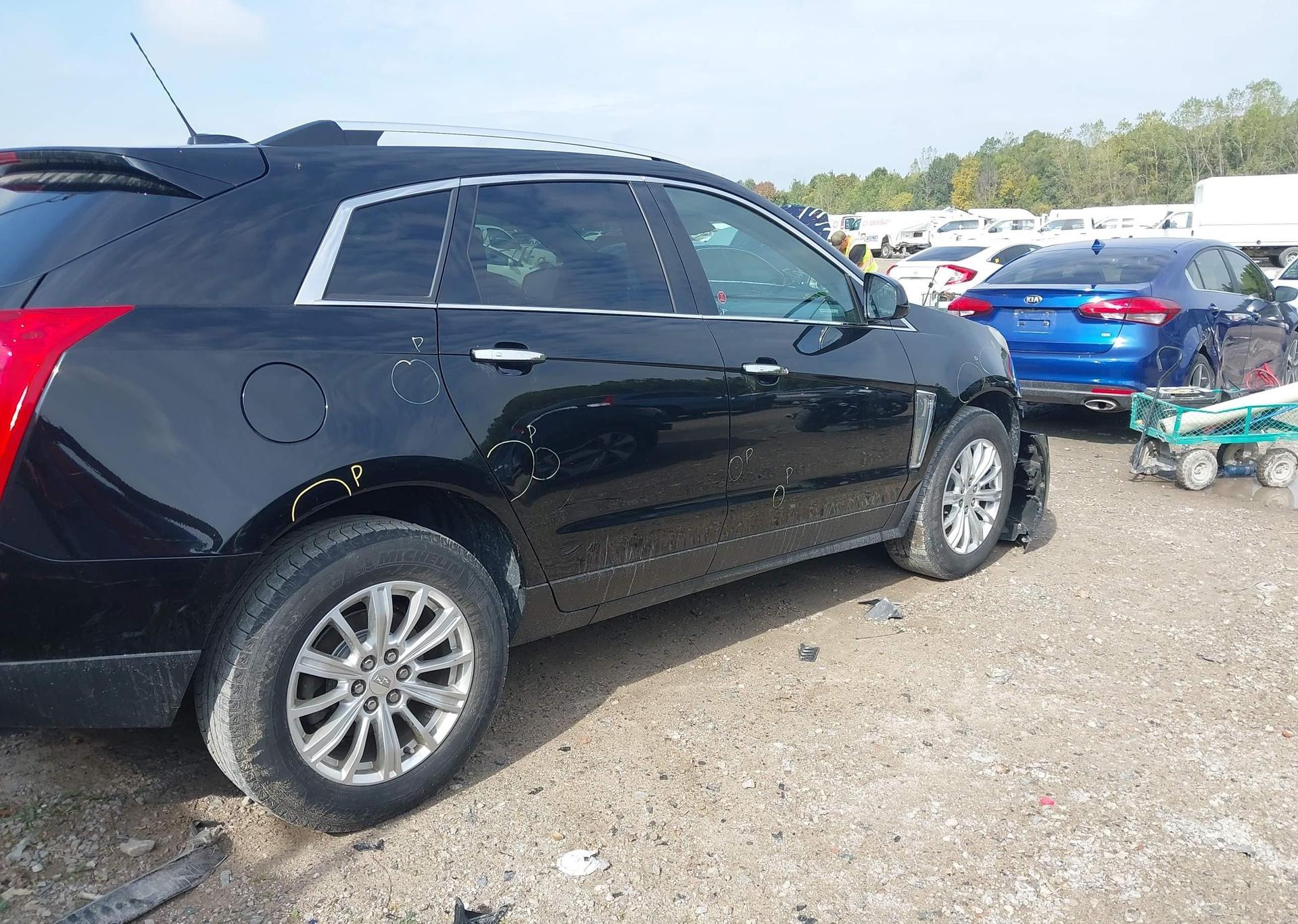 2015 CADILLAC SRX LUXURY