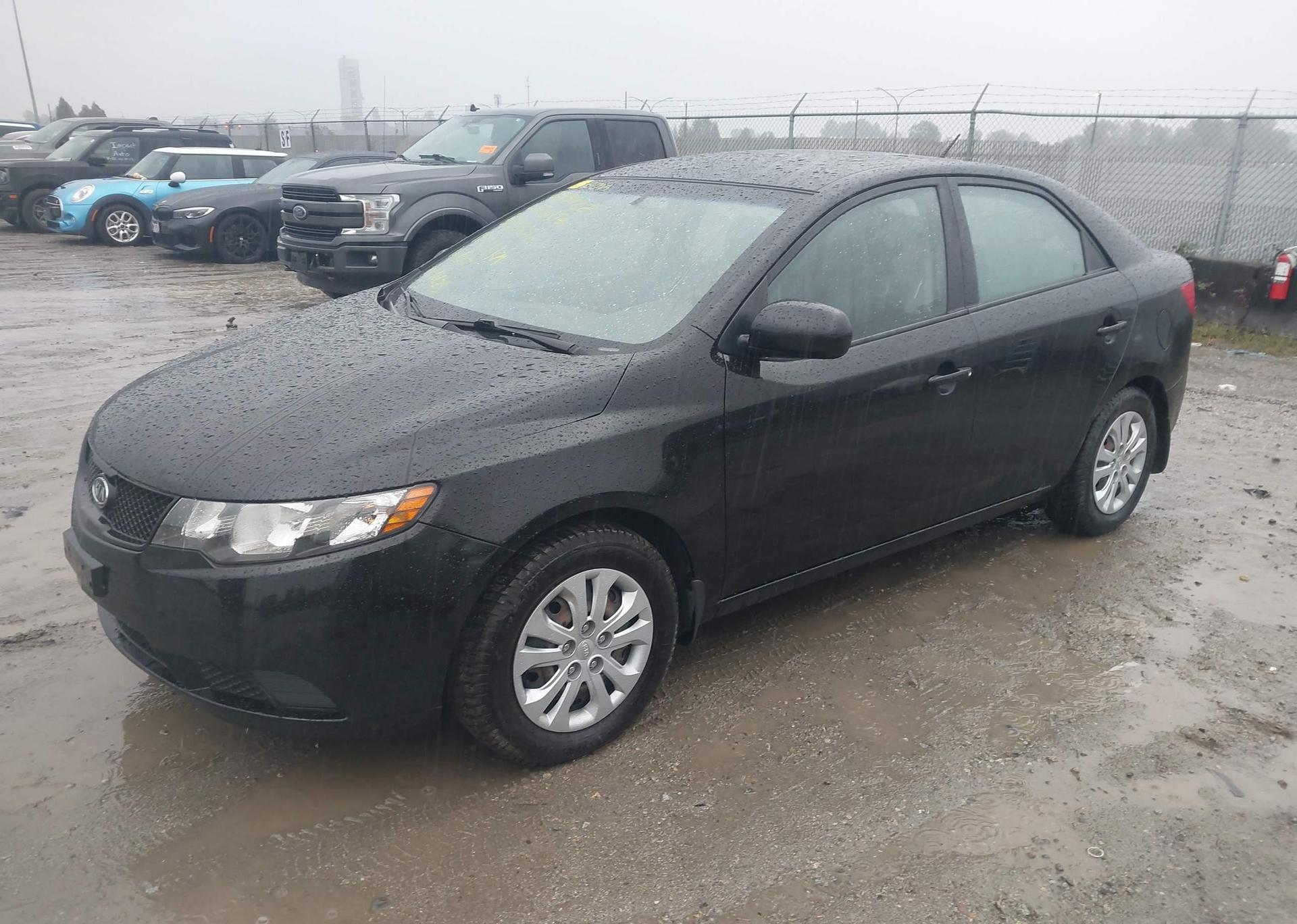 2010 KIA FORTE LX