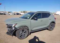 2024 VOLVO XC40 B5 CORE BRIGHT THEME