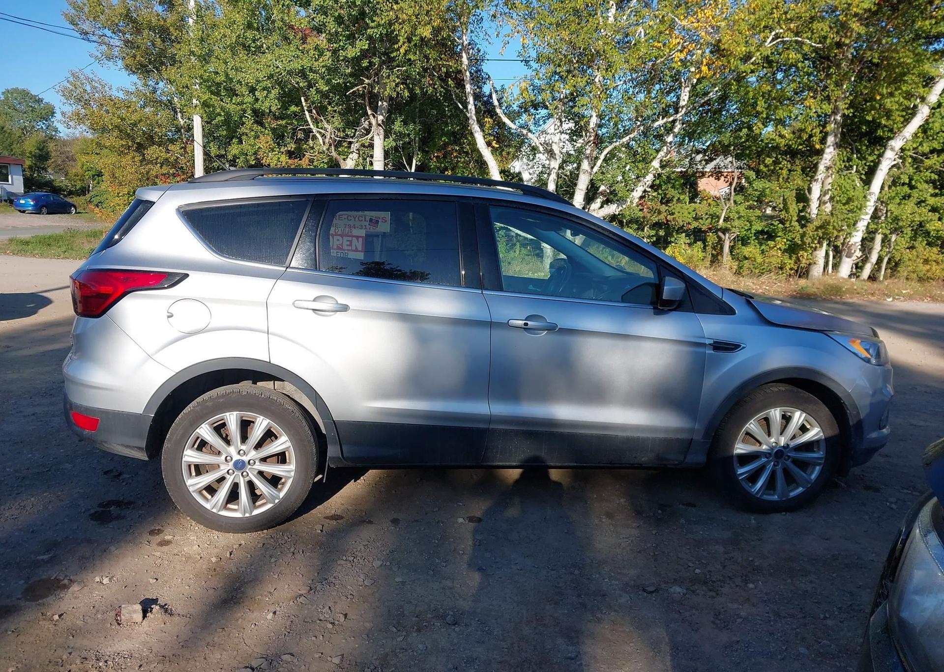 2019 FORD ESCAPE SEL