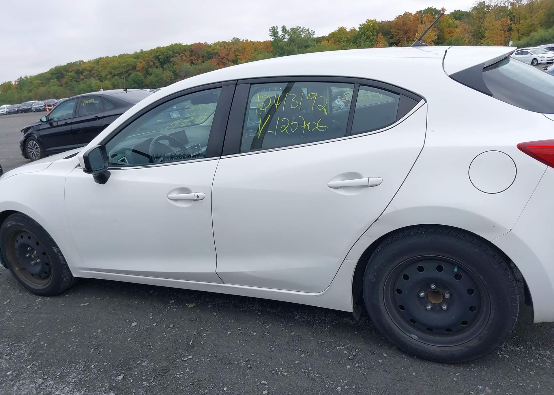 2017 MAZDA 3 TOURING
