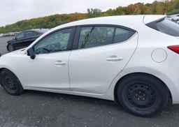 2017 MAZDA 3 TOURING