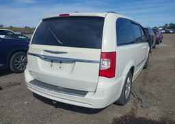 2011 CHRYSLER TOWN & COUNTRY
