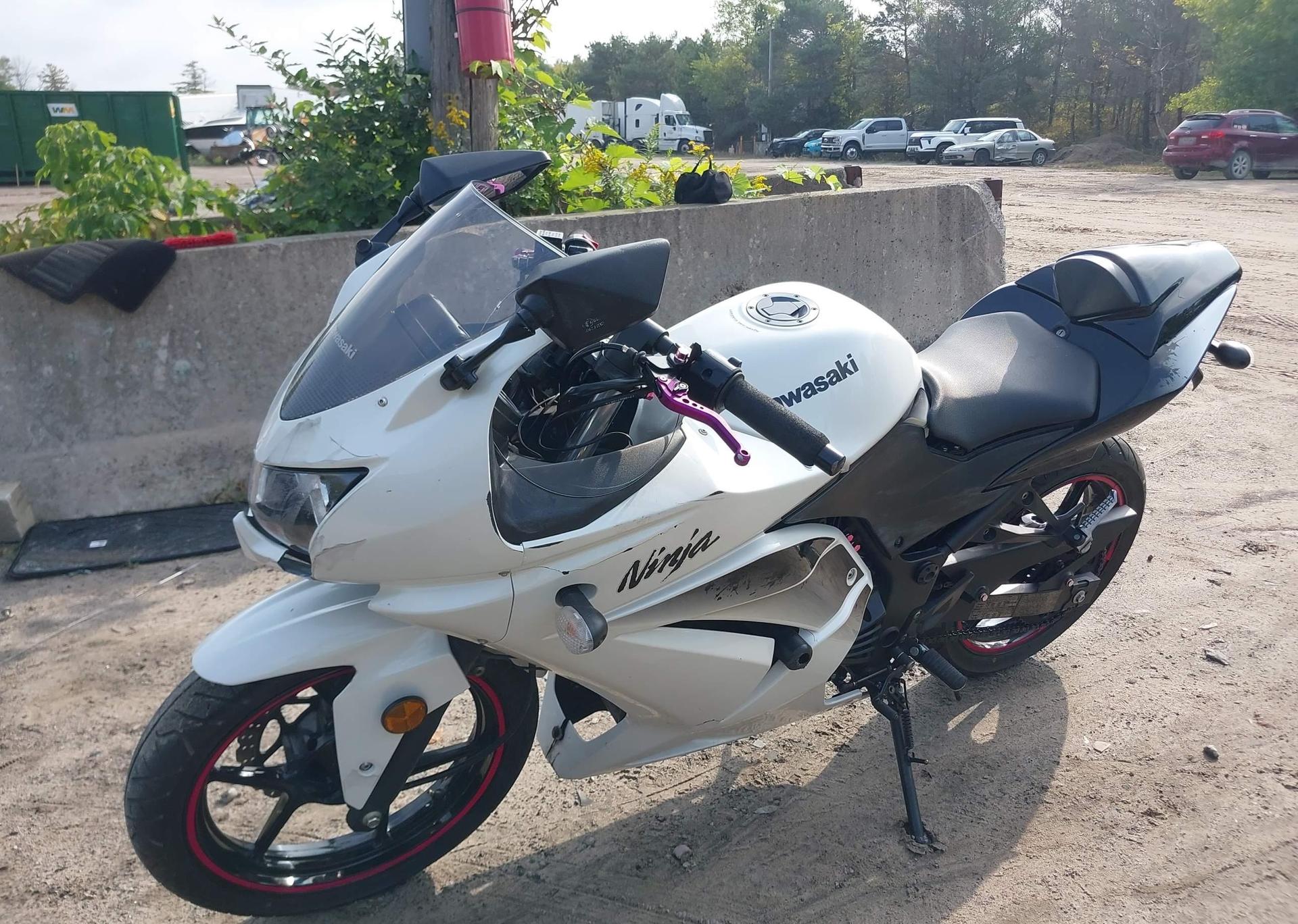 2011 KAWASAKI EX250 J