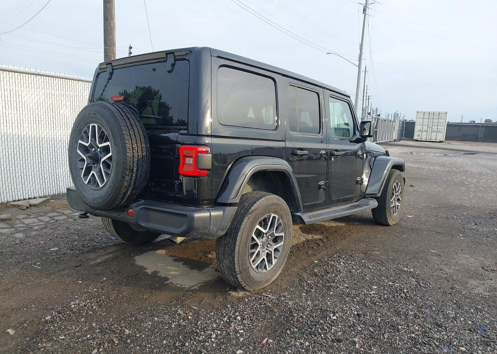 2024 JEEP WRANGLER SAHARA