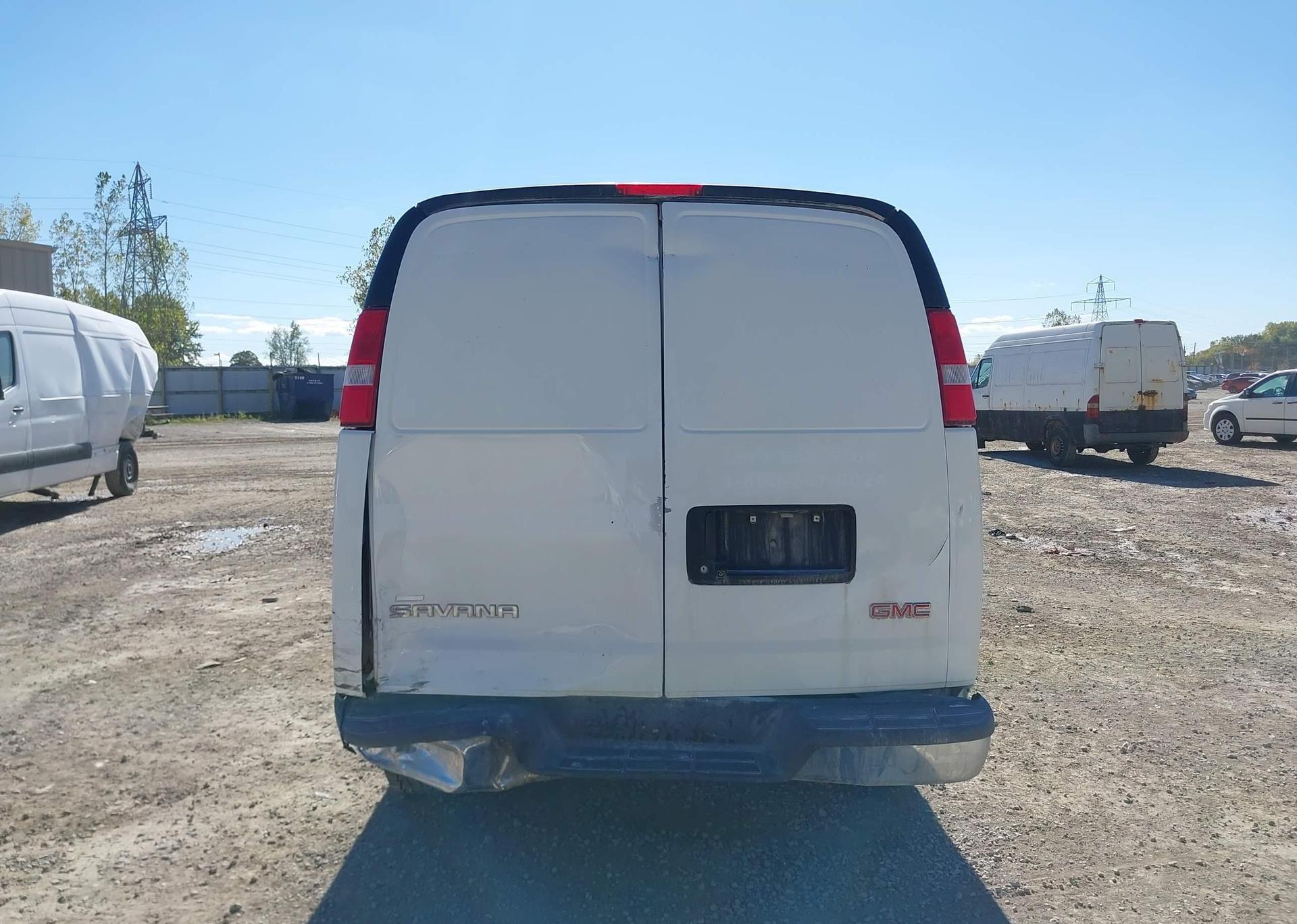 2017 GMC SAVANA 2500 WORK VAN