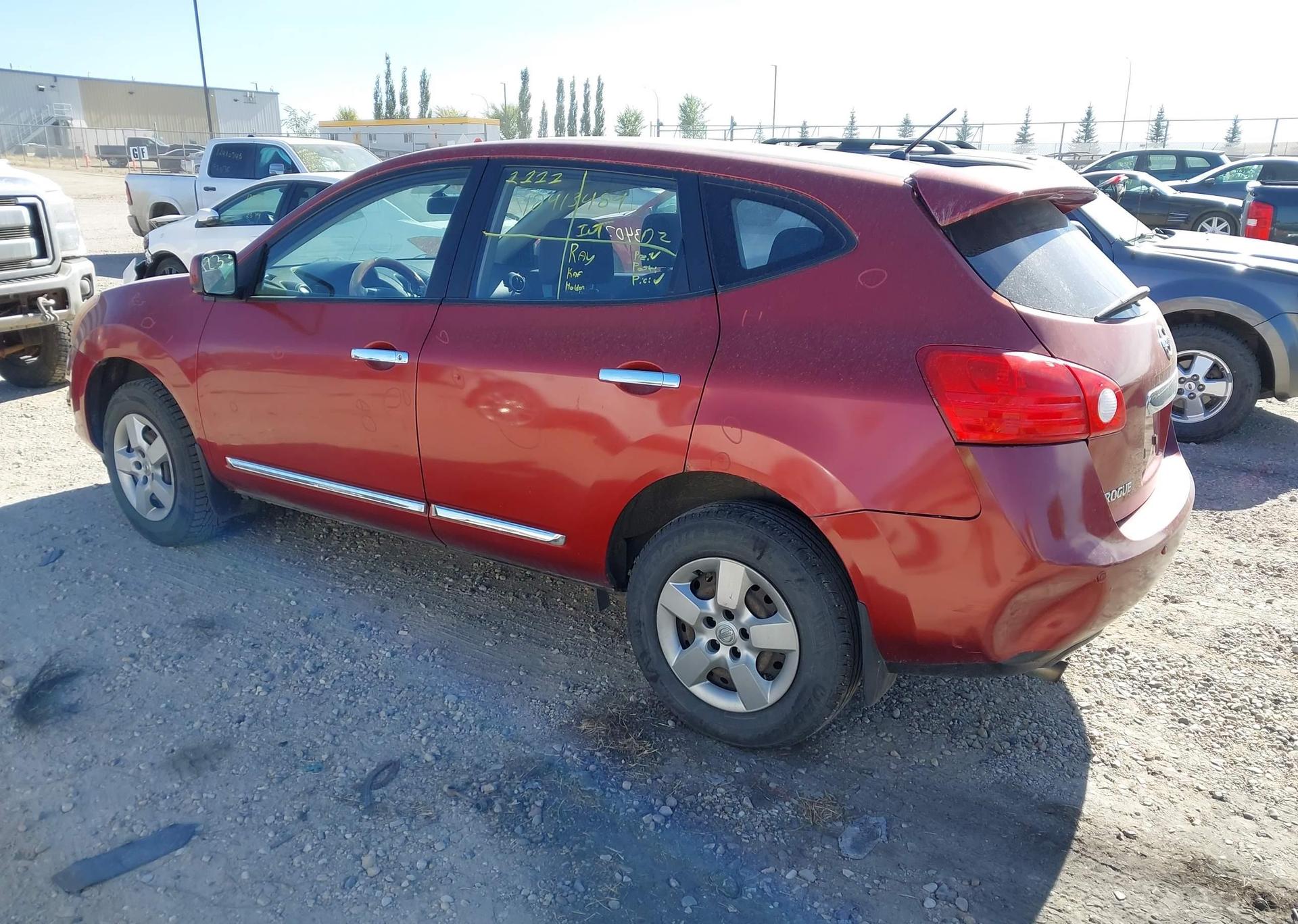2012 NISSAN ROGUE S