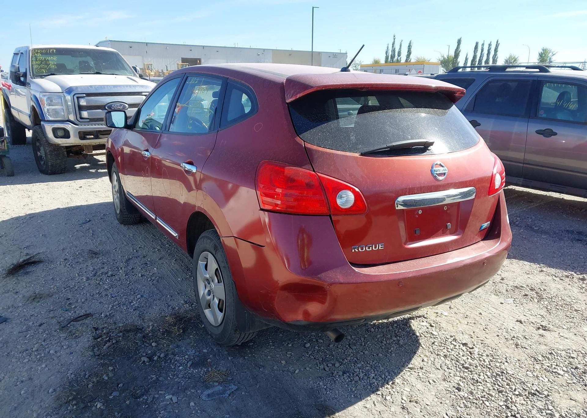 2012 NISSAN ROGUE S