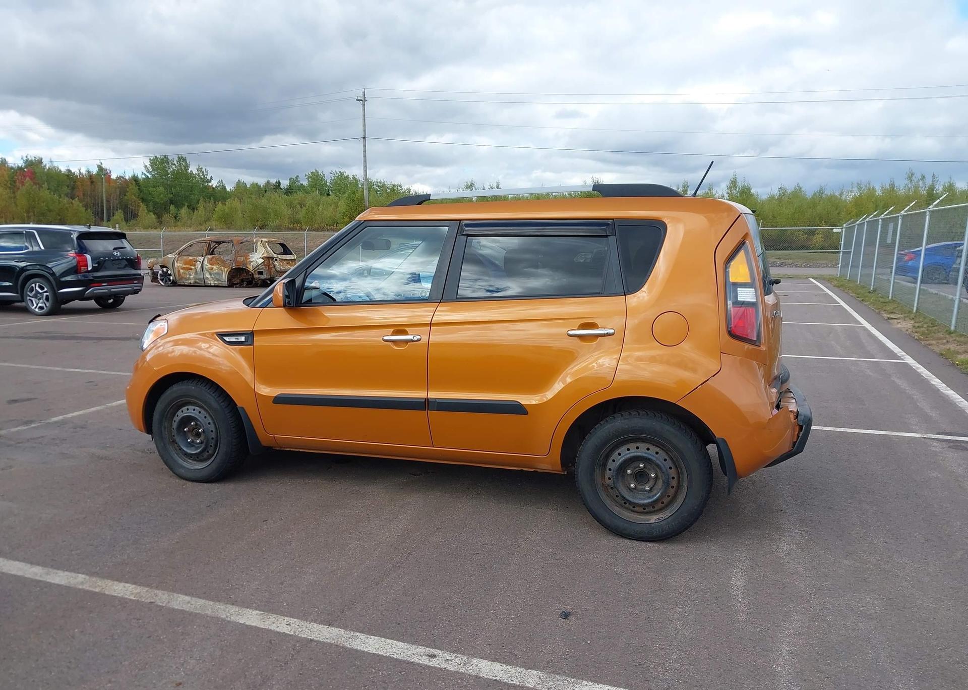 2011 KIA SOUL +