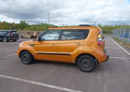 2011 KIA SOUL +