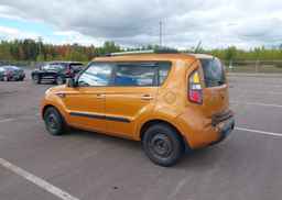 2011 KIA SOUL +