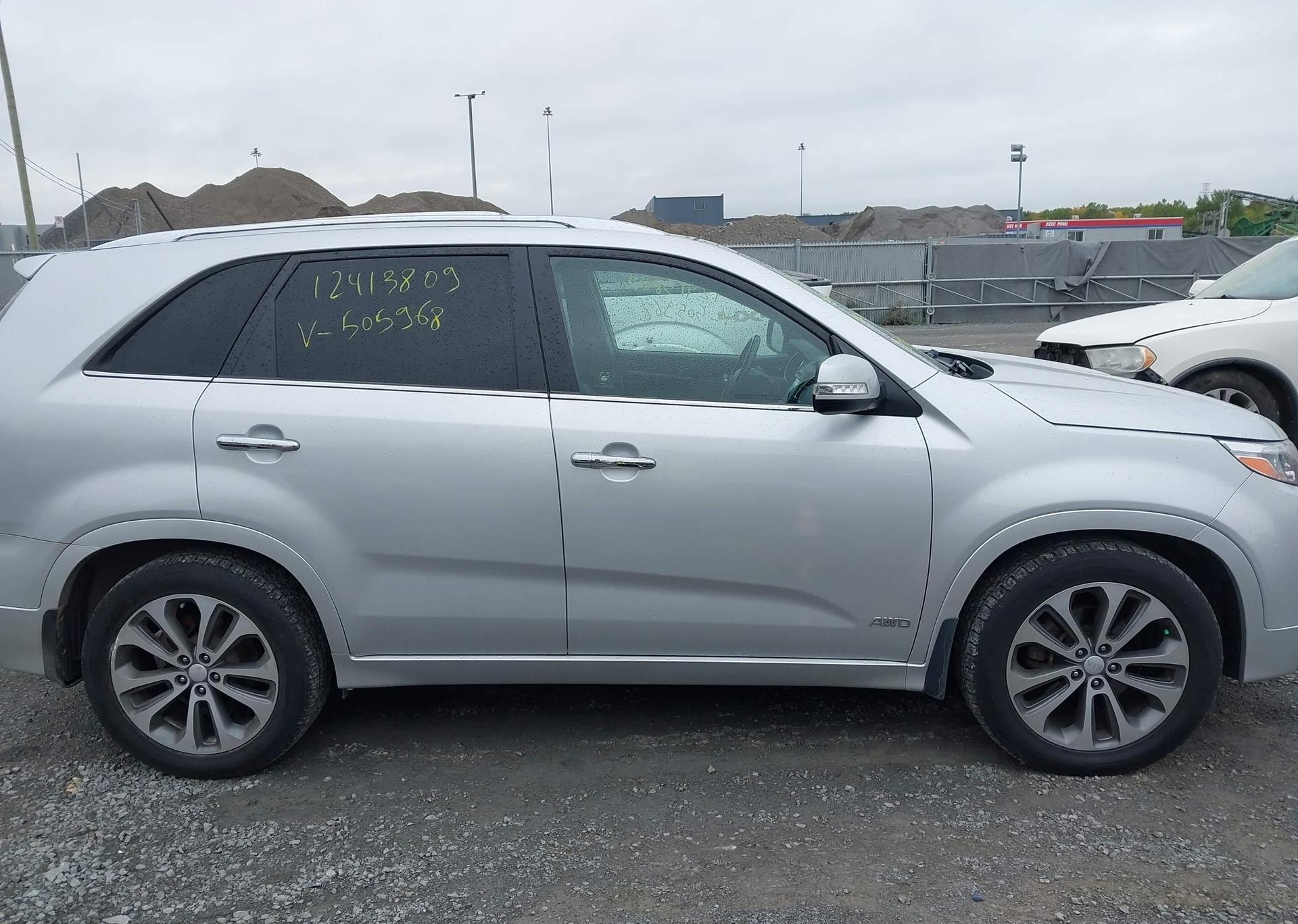 2014 KIA SORENTO