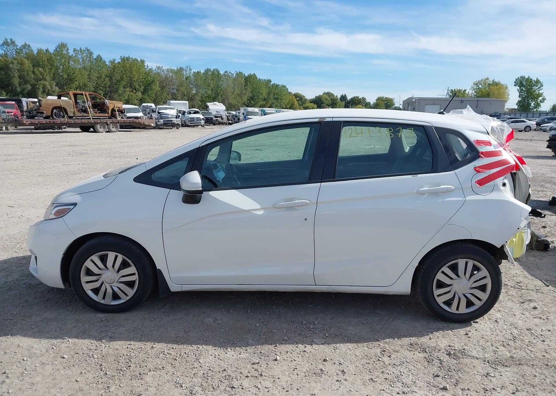 2017 HONDA FIT