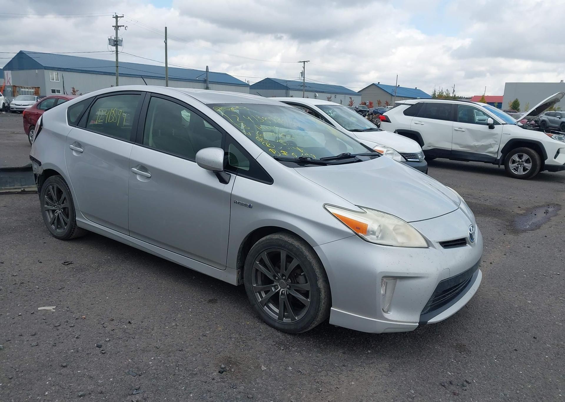 2013 TOYOTA PRIUS