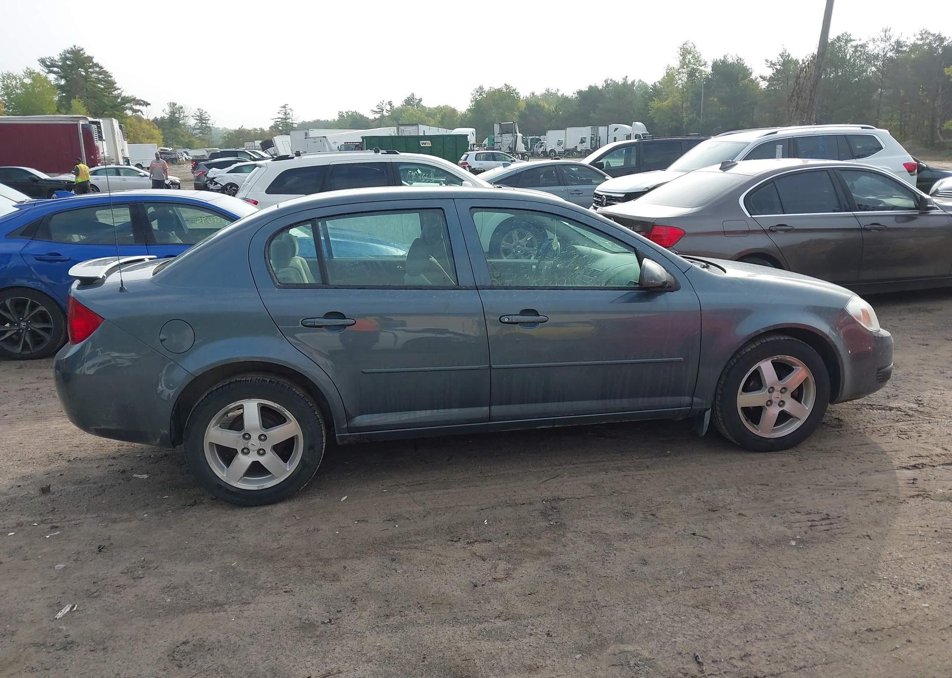 2005 PONTIAC PURSUIT SE