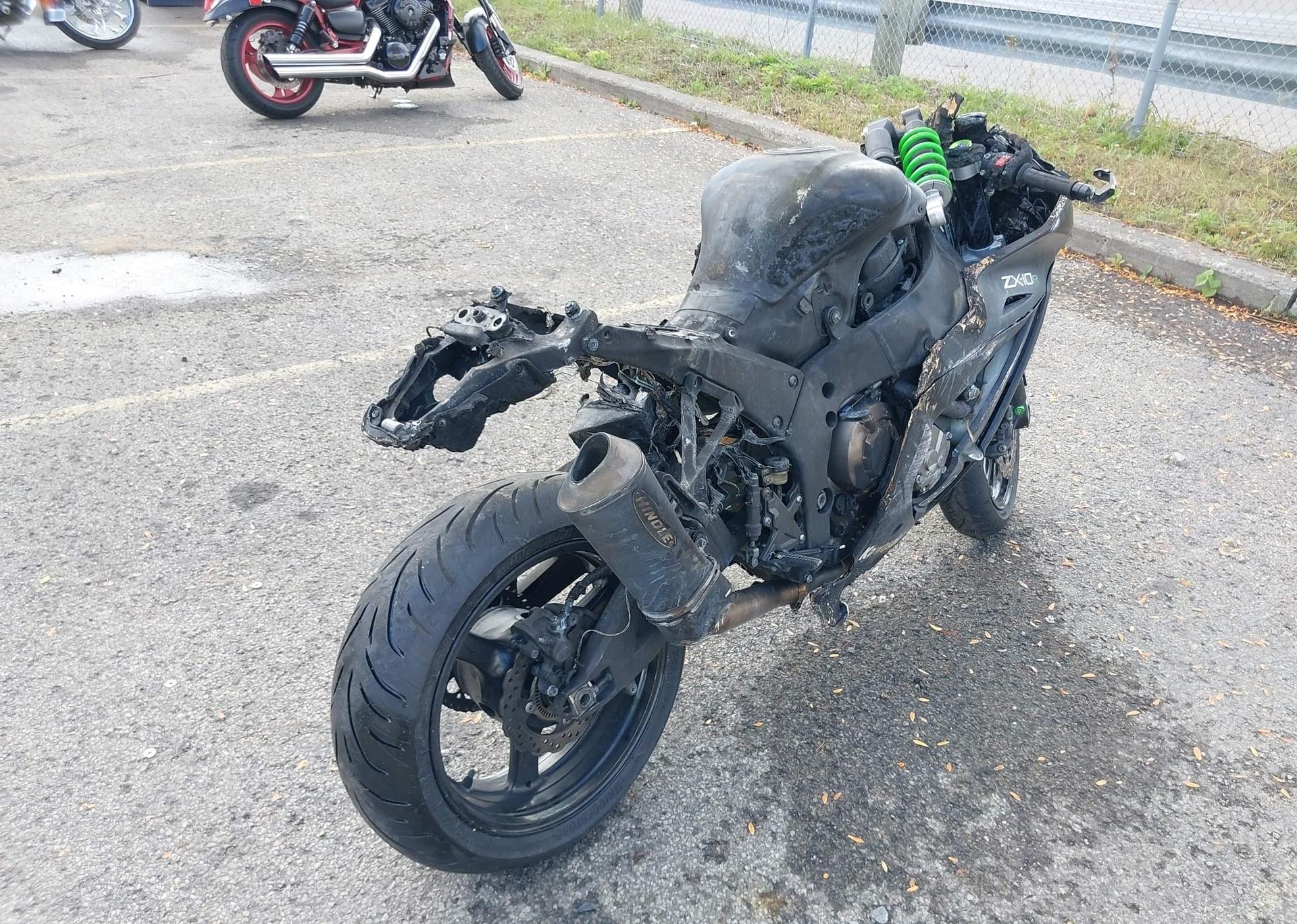 2015 KAWASAKI ZX1000 J