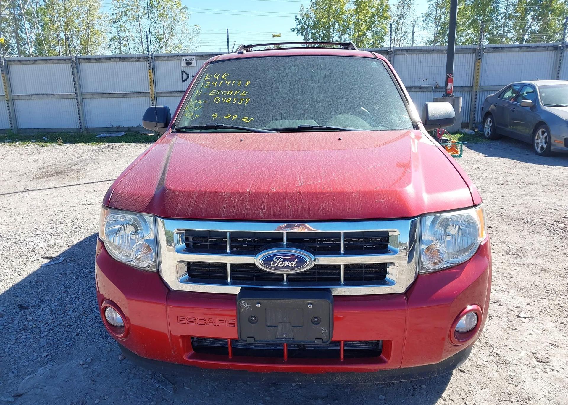 2011 FORD ESCAPE XLT