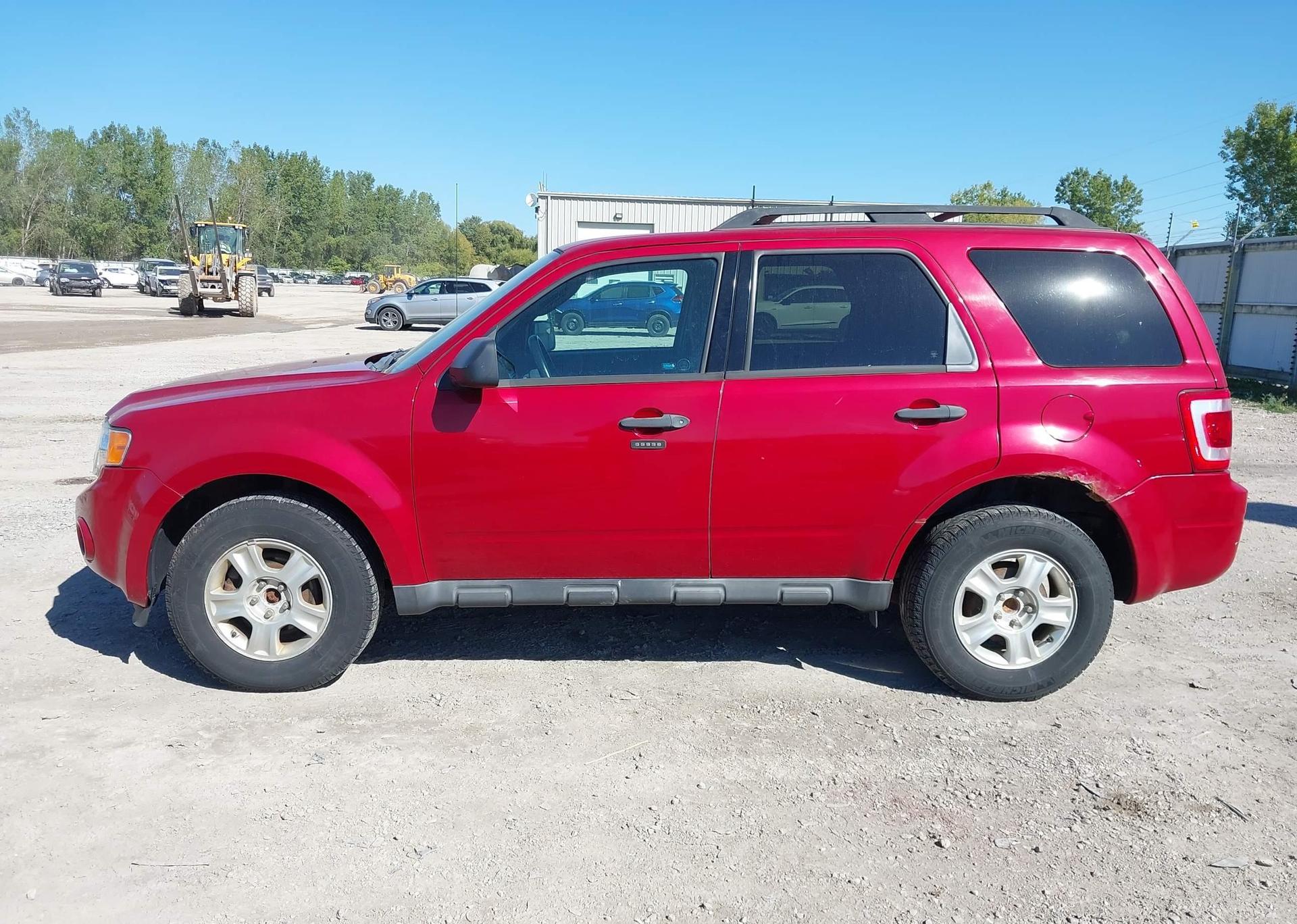 2011 FORD ESCAPE XLT