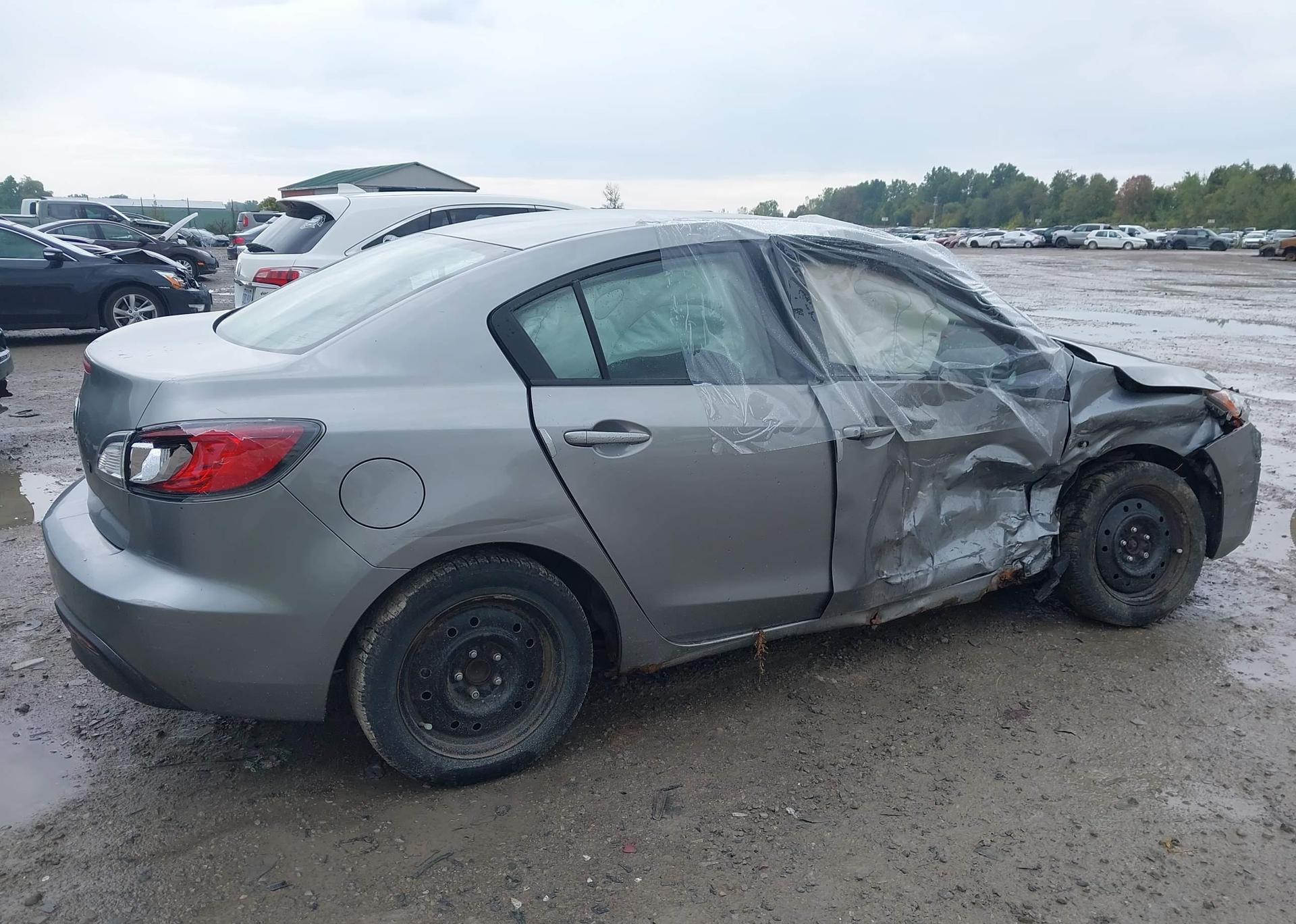 2010 MAZDA MAZDA3 GS