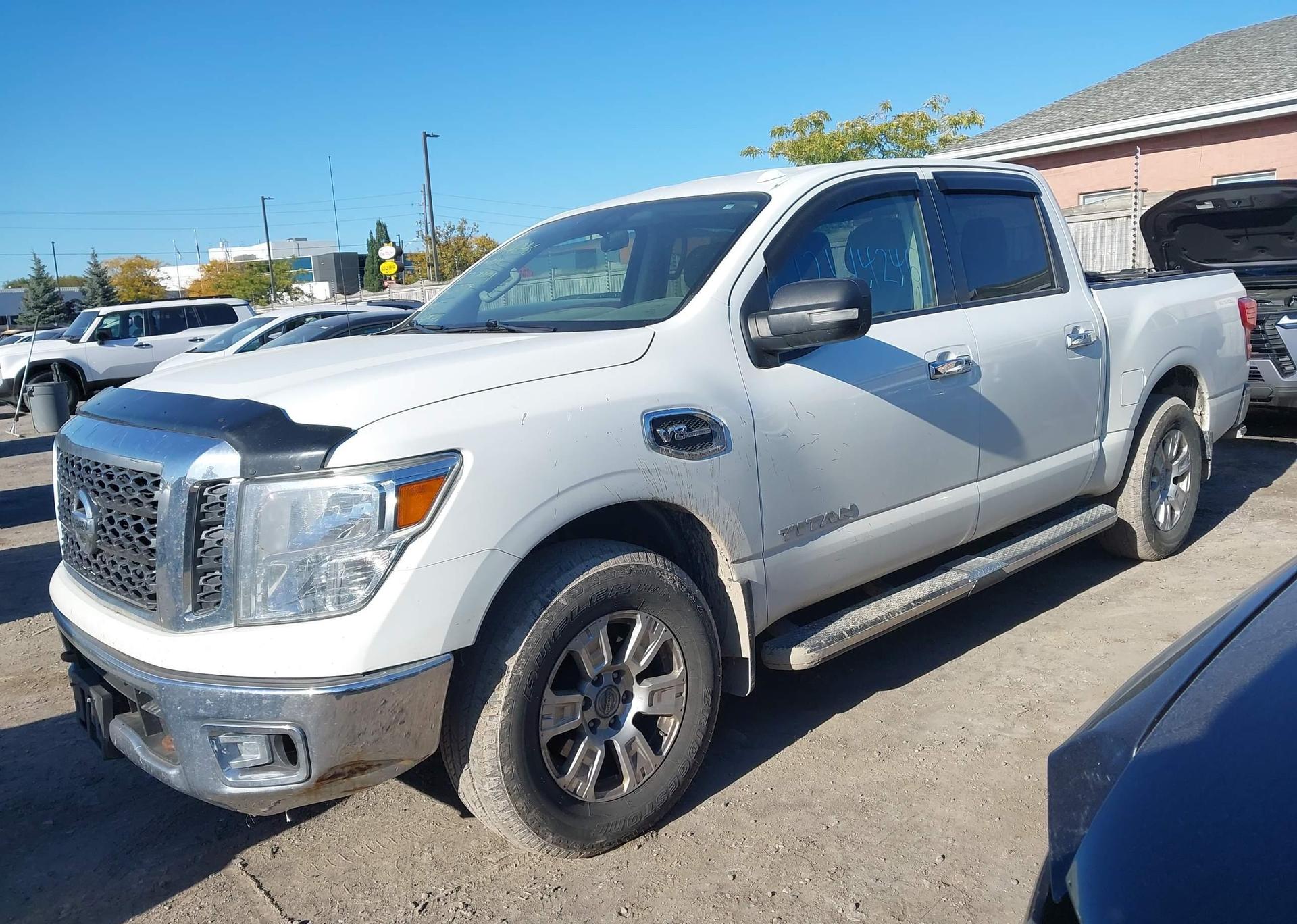 2017 NISSAN TITAN PLATINUM RESERVE