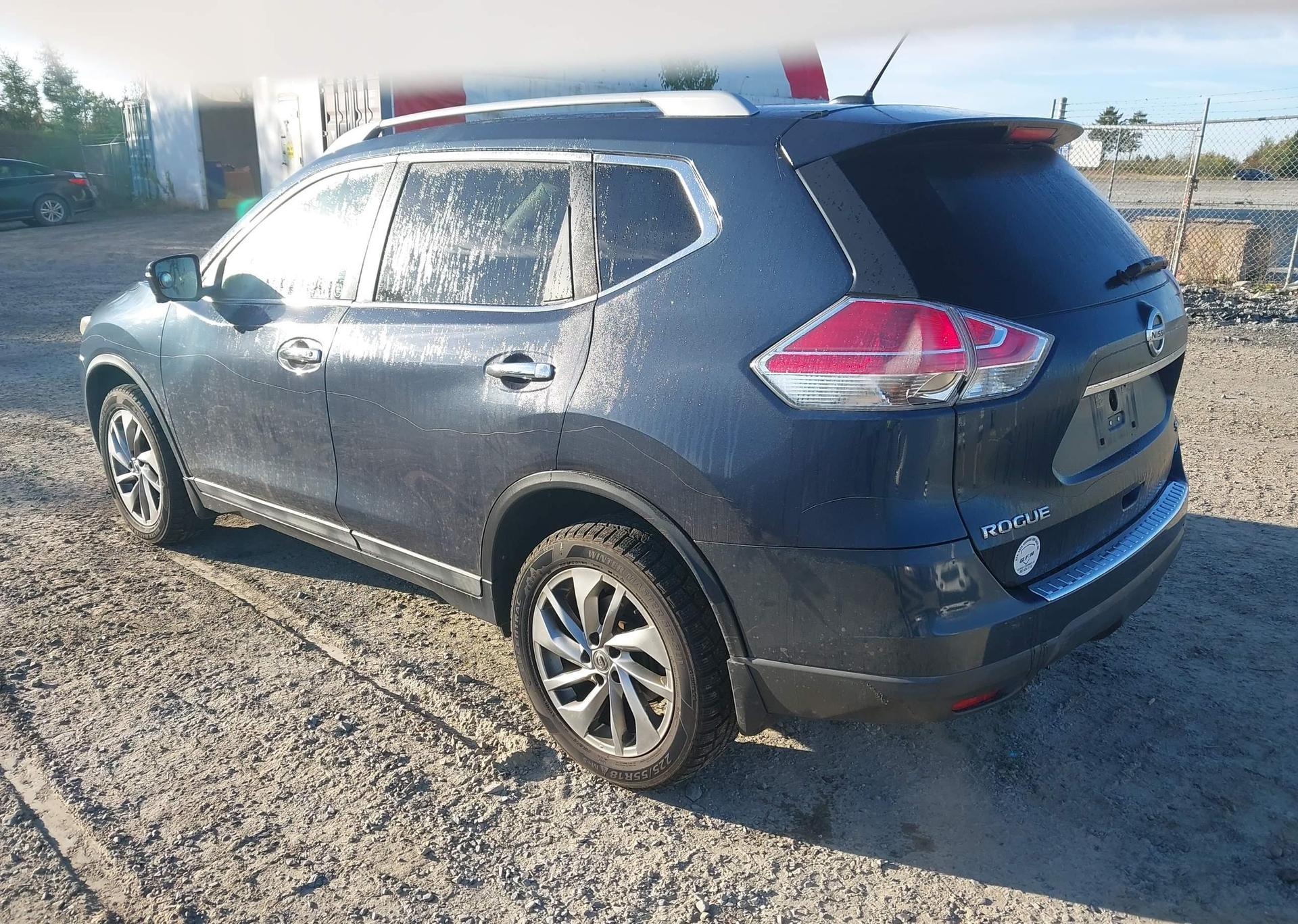2015 NISSAN ROGUE S