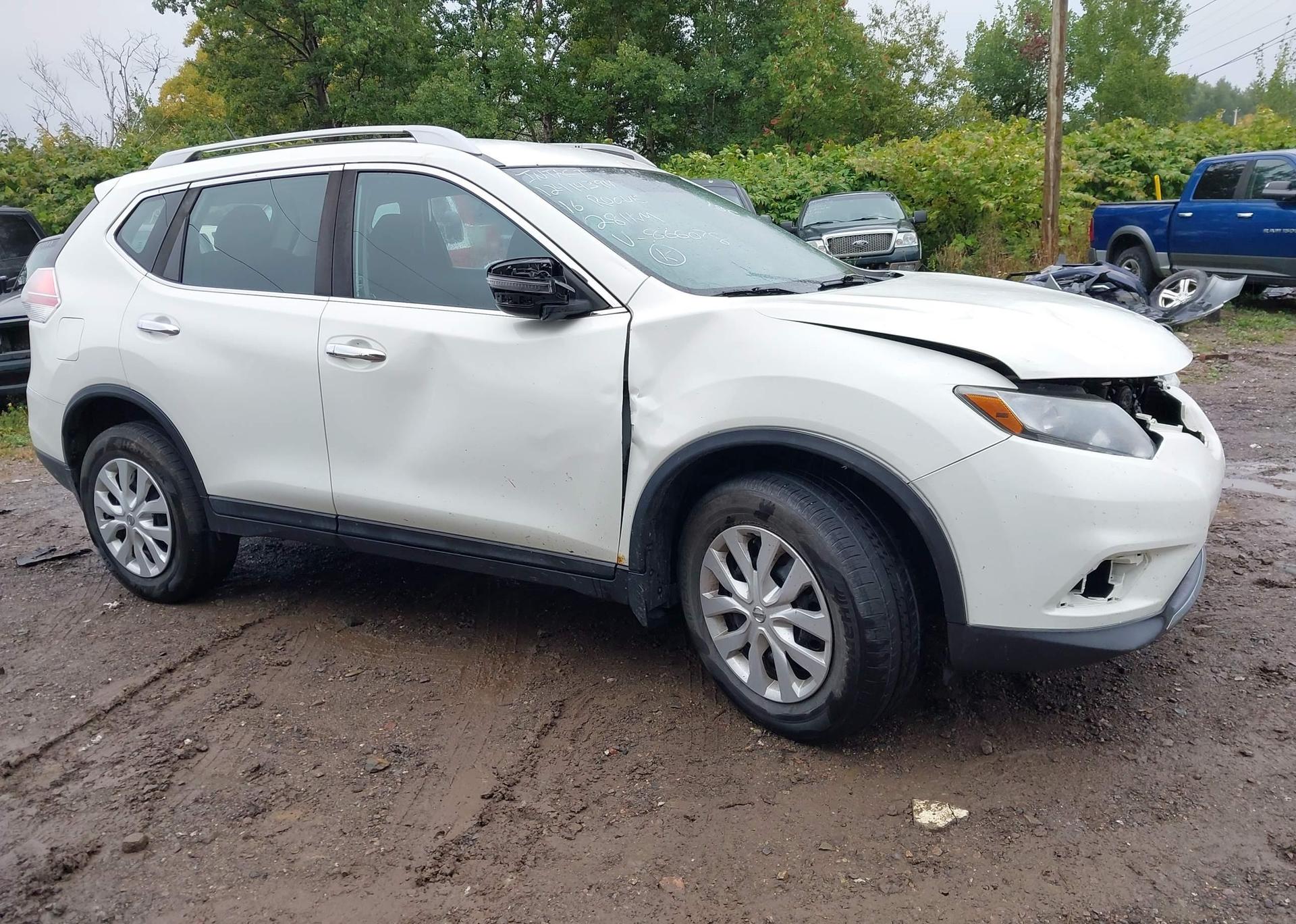 2016 NISSAN ROGUE S