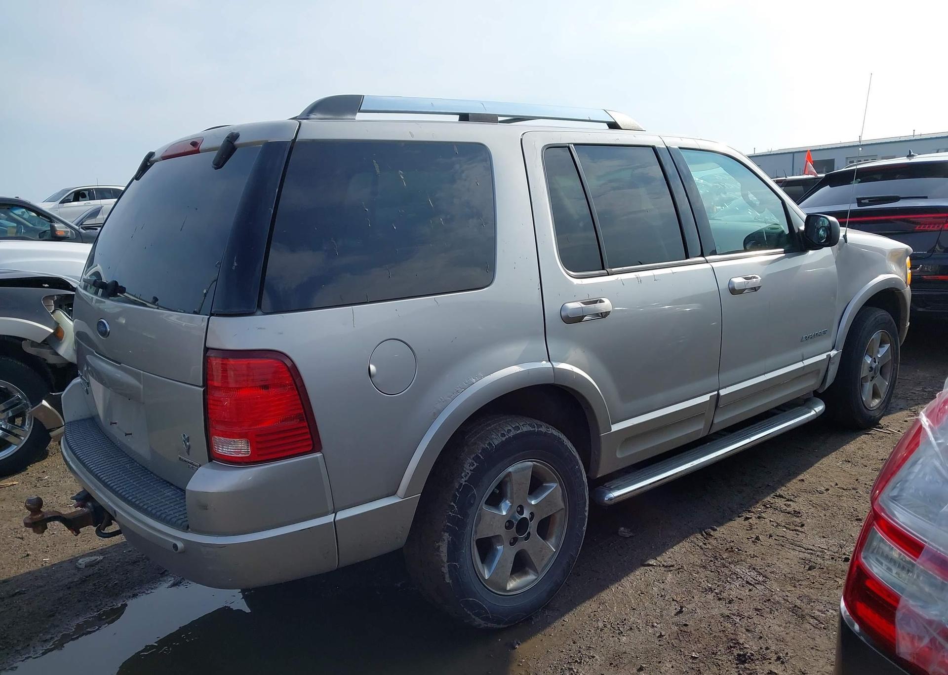 2005 FORD EXPLORER LIMITED