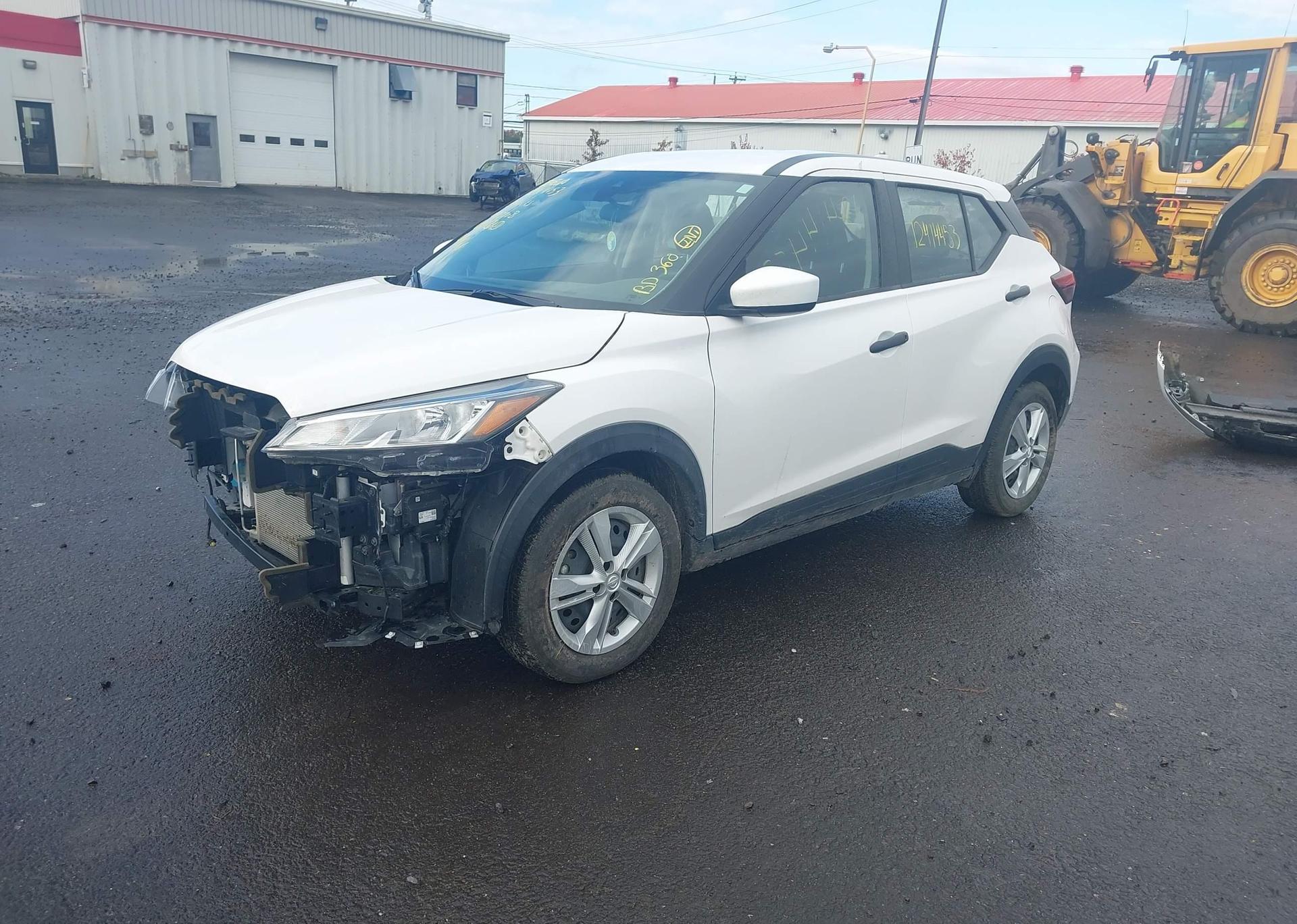 2024 NISSAN KICKS S