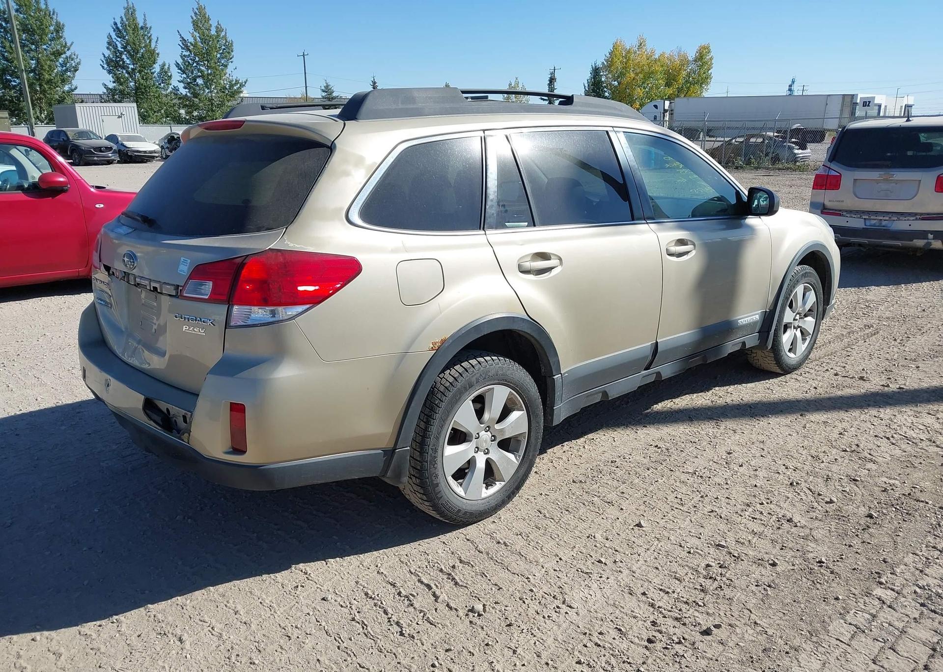 2010 SUBARU OUTBACK 2.5I PREMIUM
